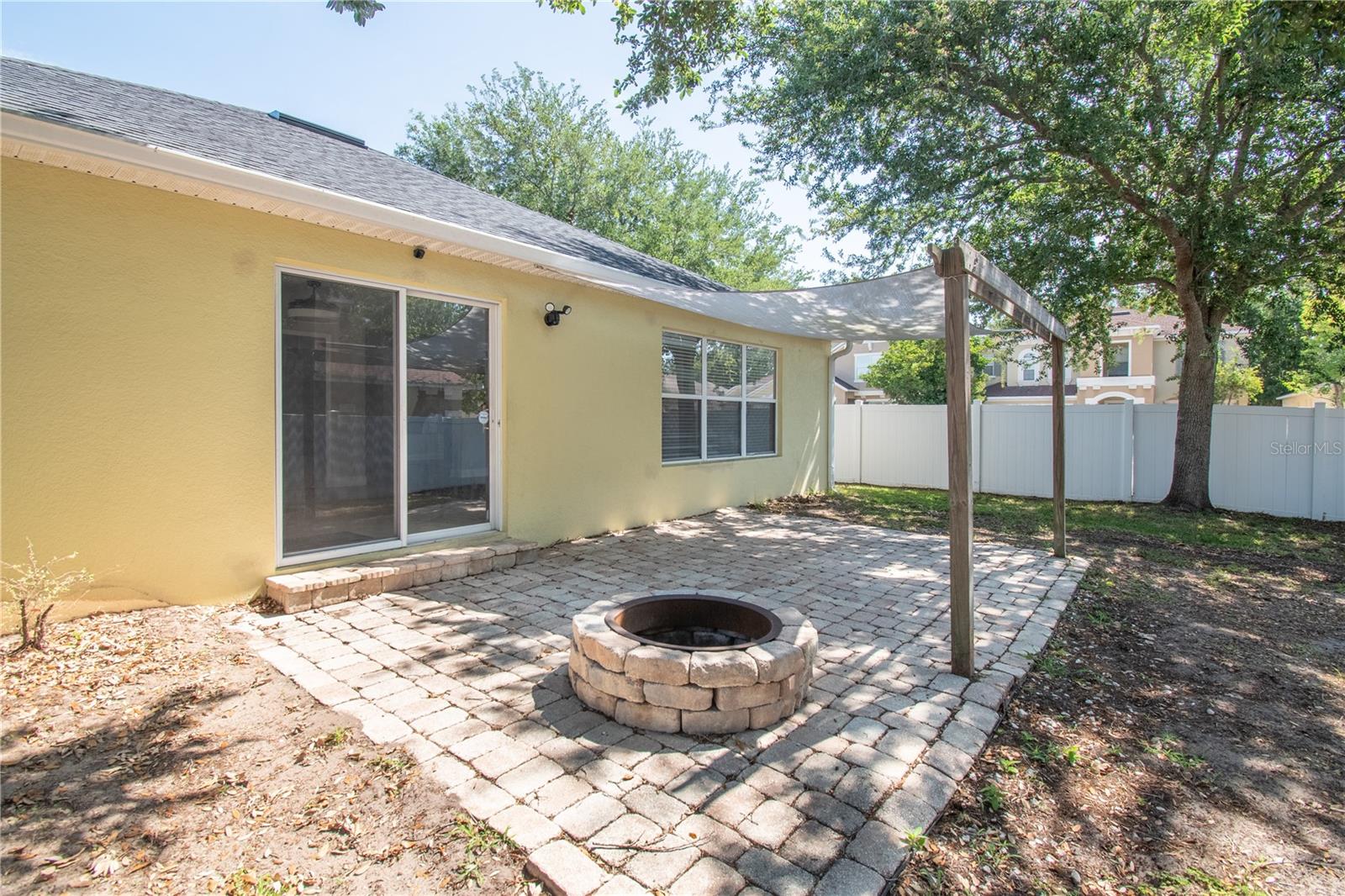 5049 GANDROSS LANE