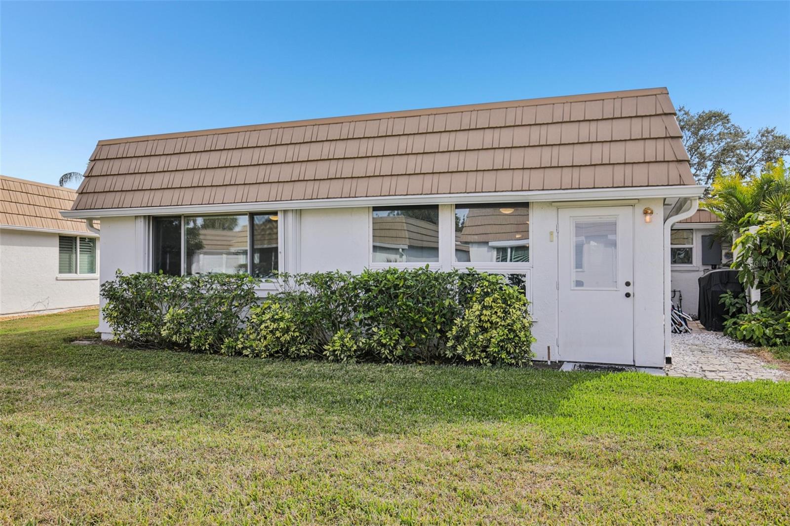 STRATHMORE RIVERSIDE I - Residential