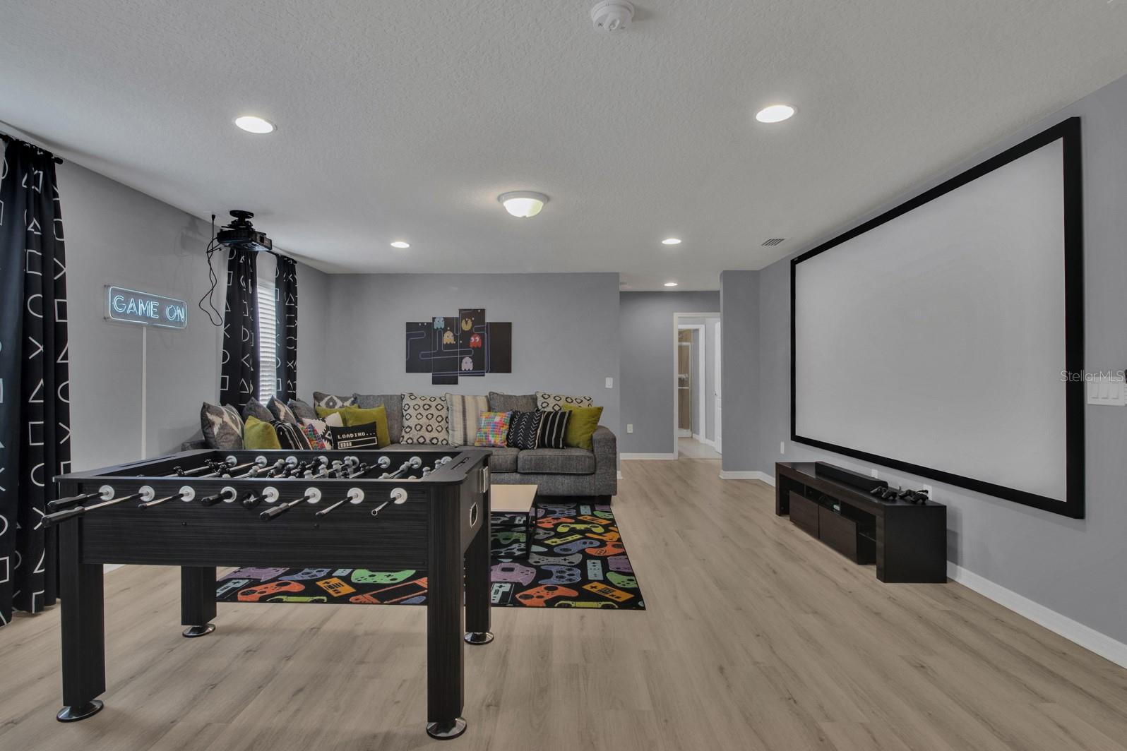 WINDSOR/WESTSIDE-PH 2B - Residential Lease