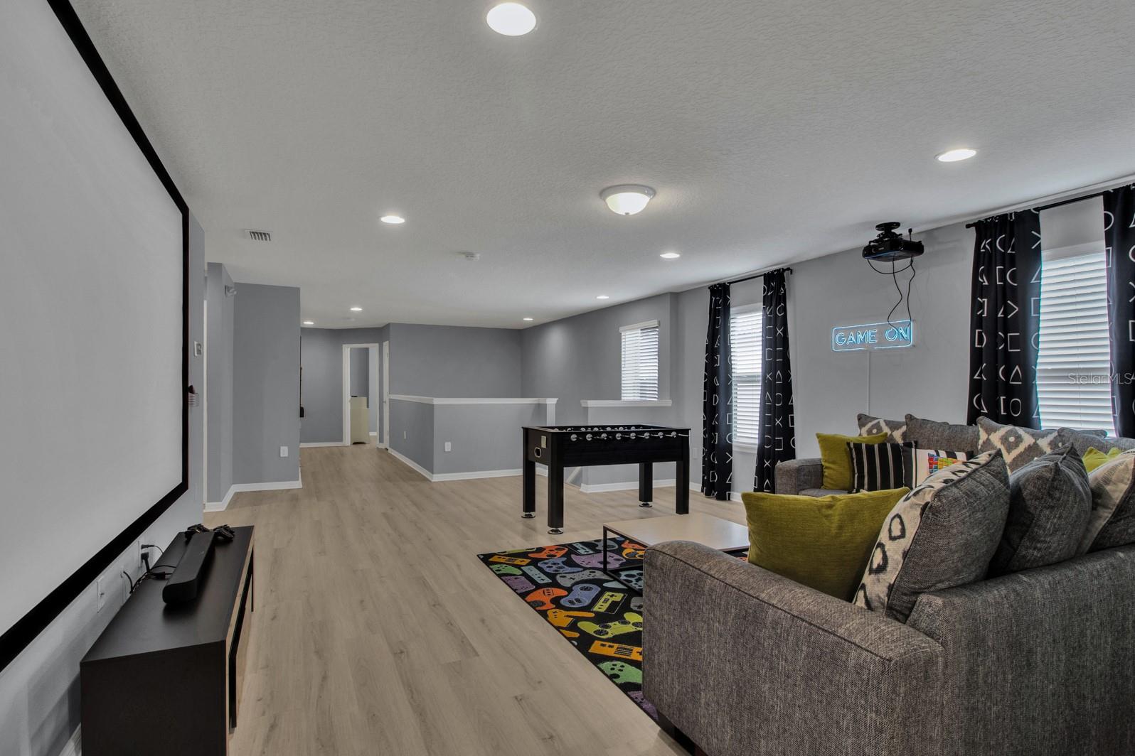 WINDSOR/WESTSIDE-PH 2B - Residential Lease