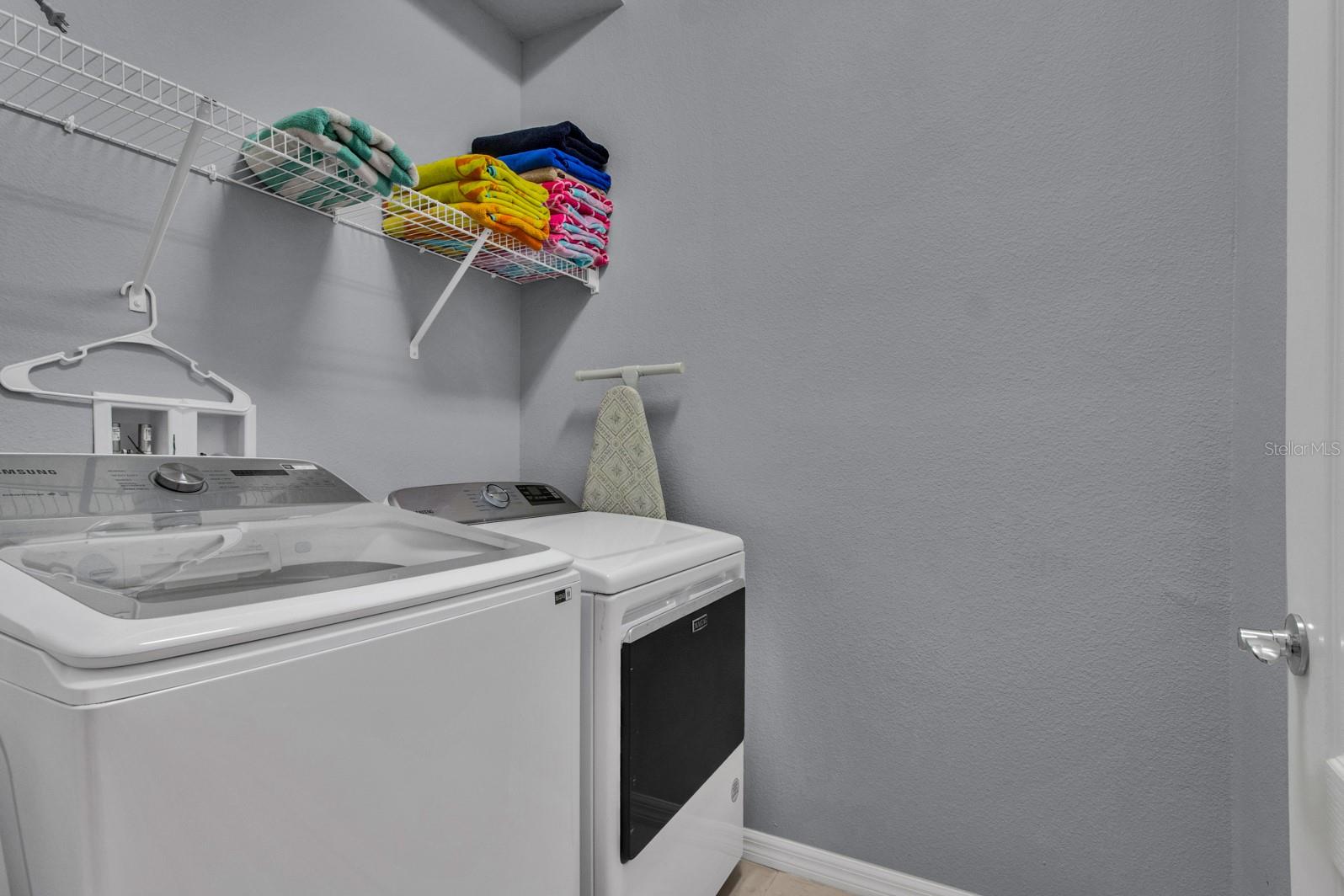 WINDSOR/WESTSIDE-PH 2B - Residential Lease