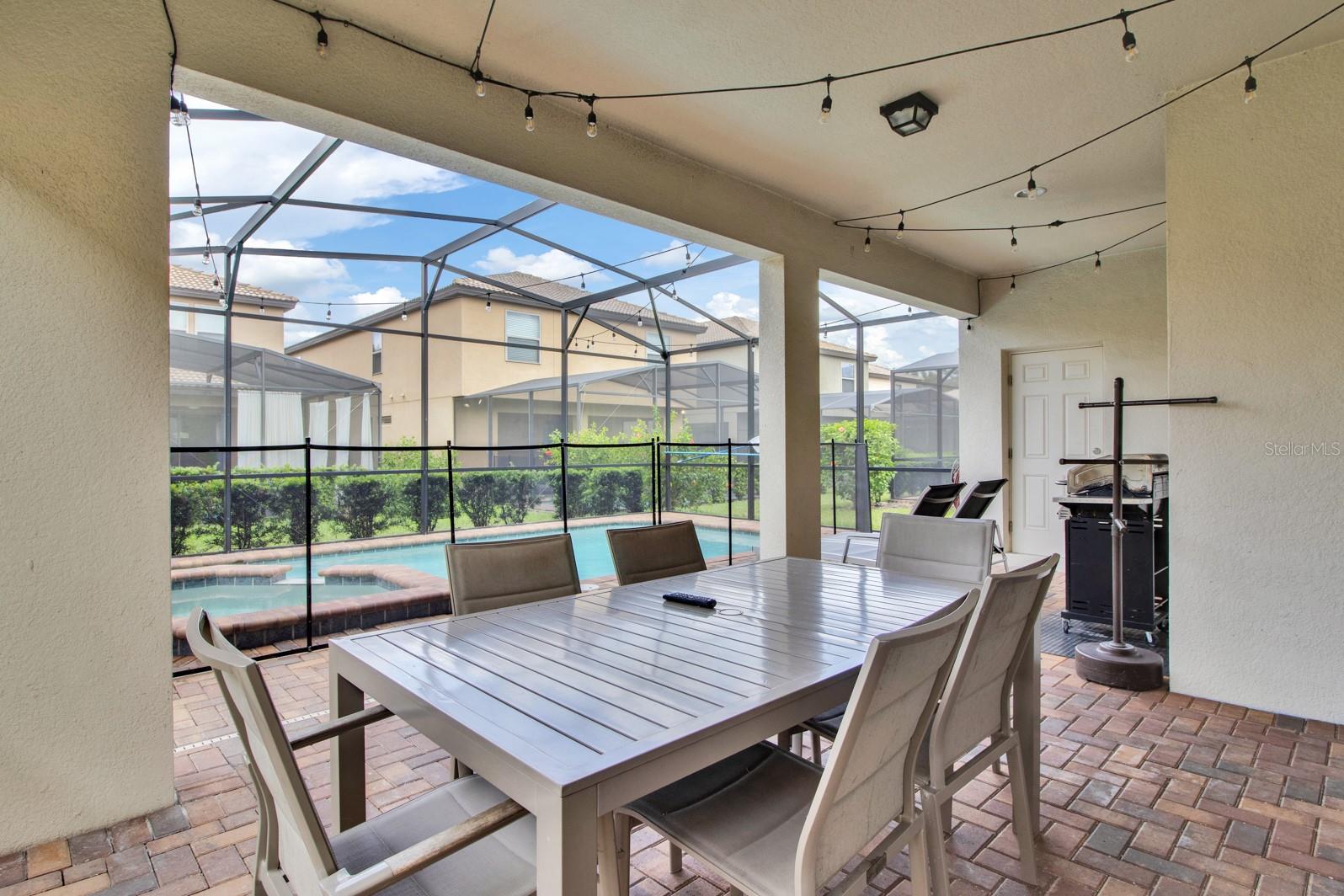 WINDSOR/WESTSIDE-PH 2B - Residential Lease