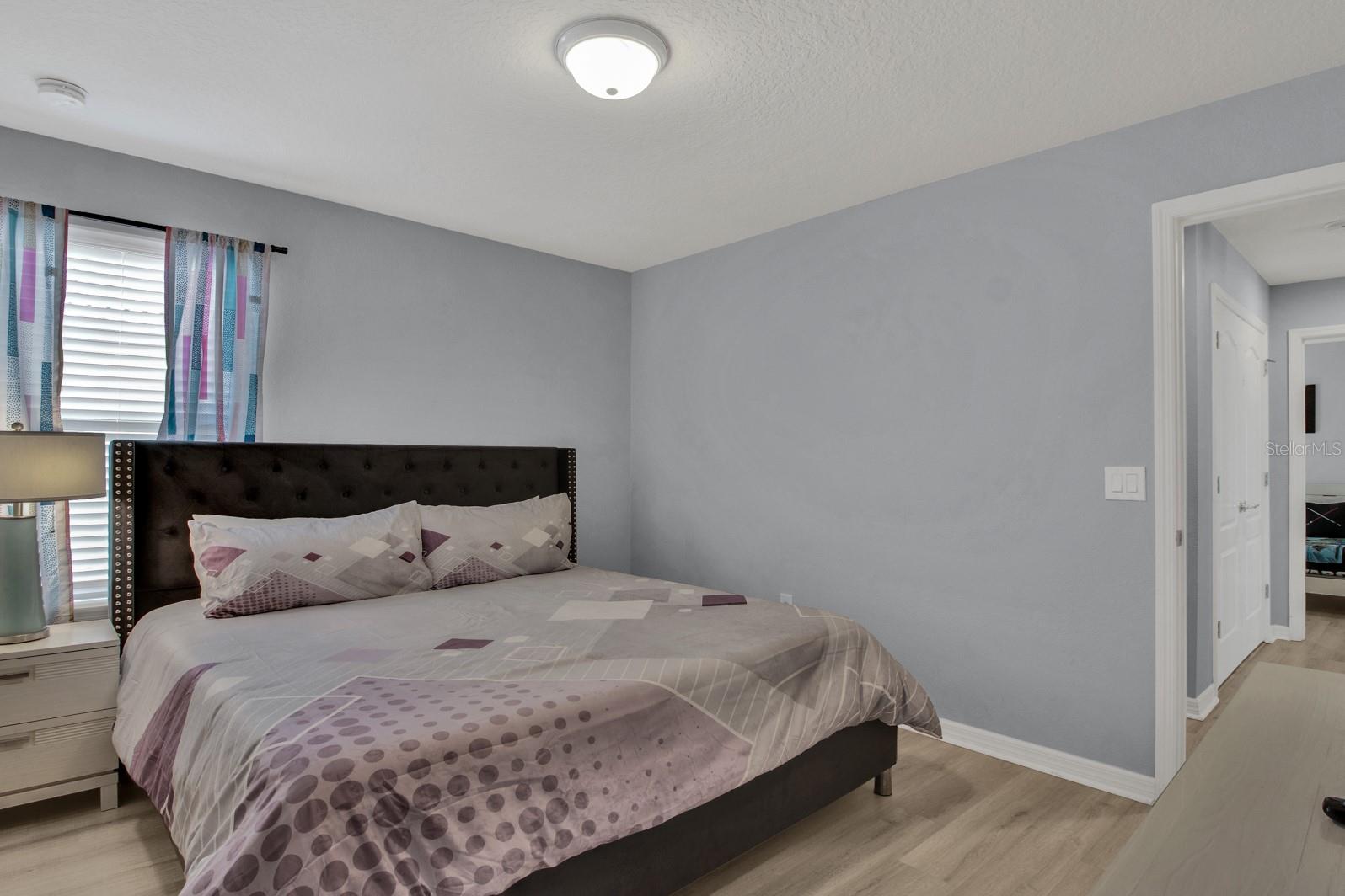 WINDSOR/WESTSIDE-PH 2B - Residential Lease