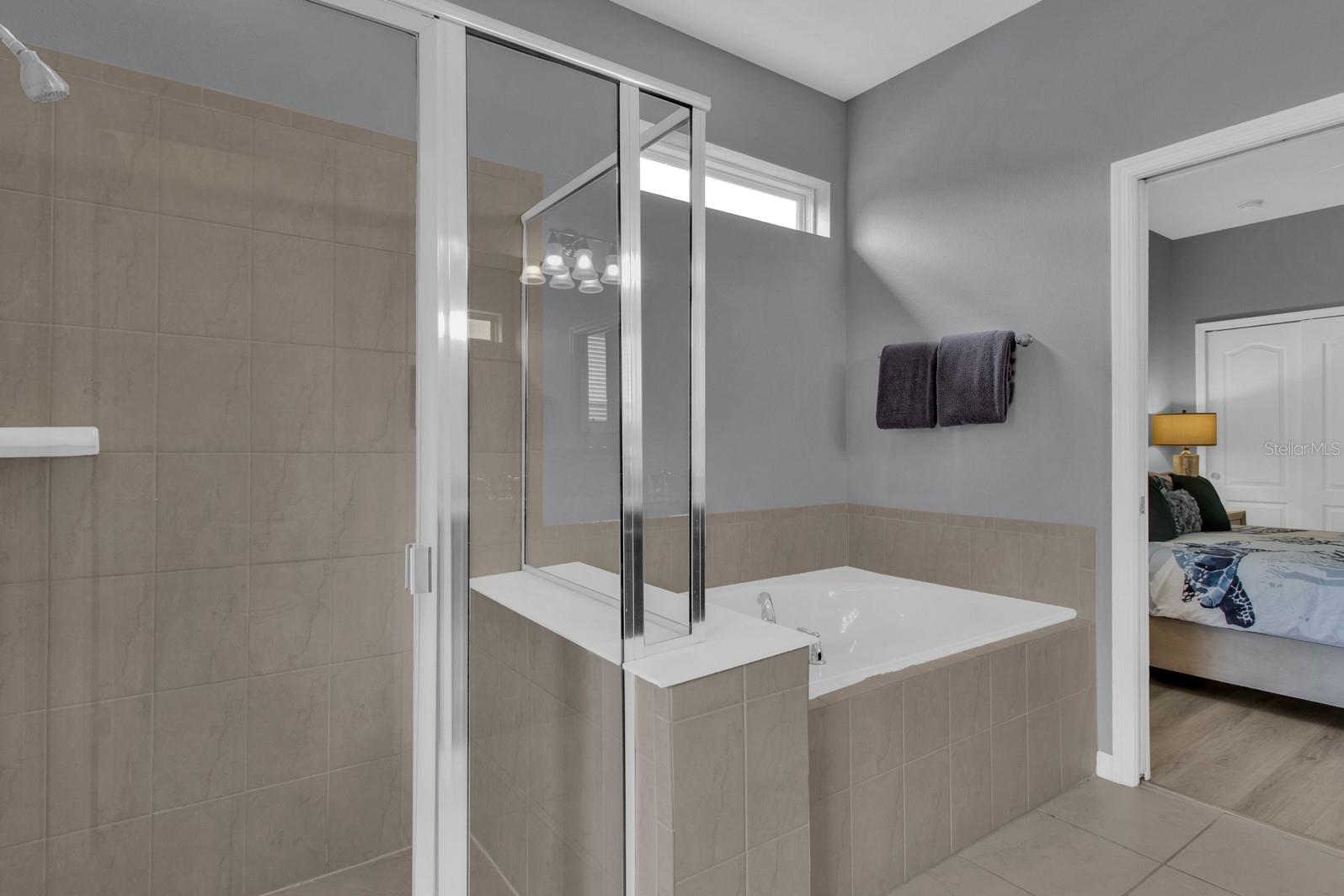 WINDSOR/WESTSIDE-PH 2B - Residential Lease