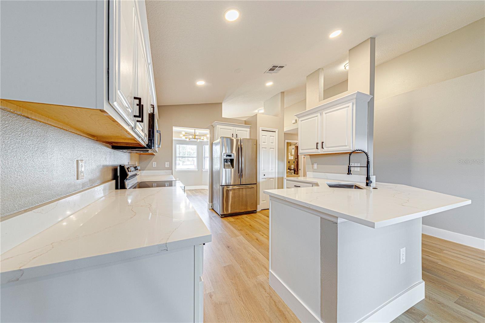 CARLTON VILLAGE PARK - Residential