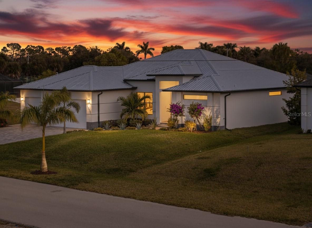 CAPE CORAL - Residential