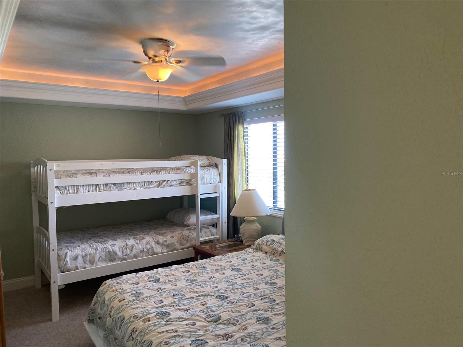 Pelican - Residential