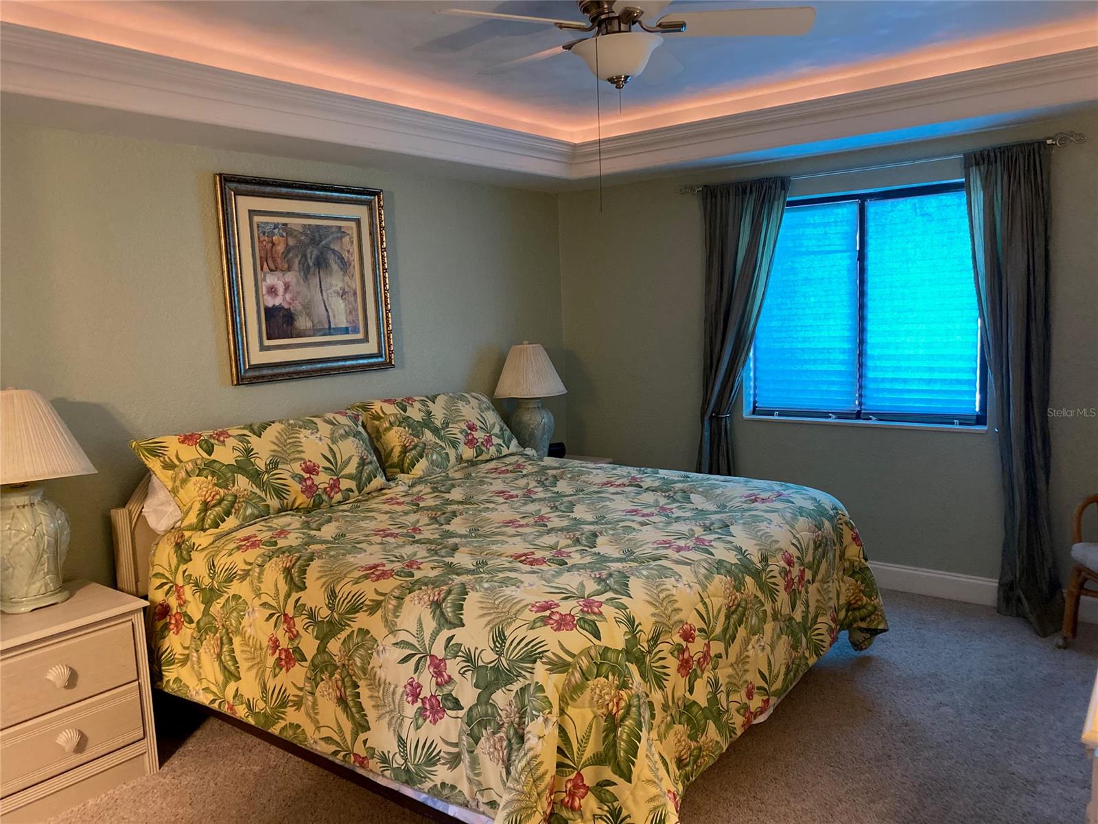 Pelican - Residential