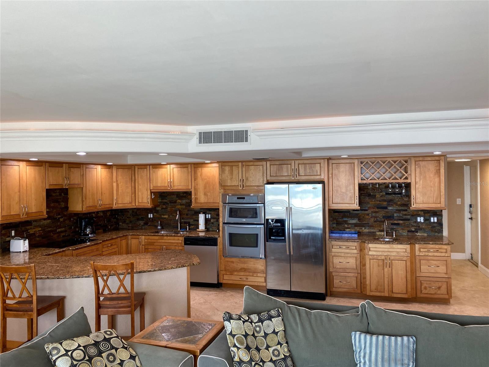 Pelican - Residential