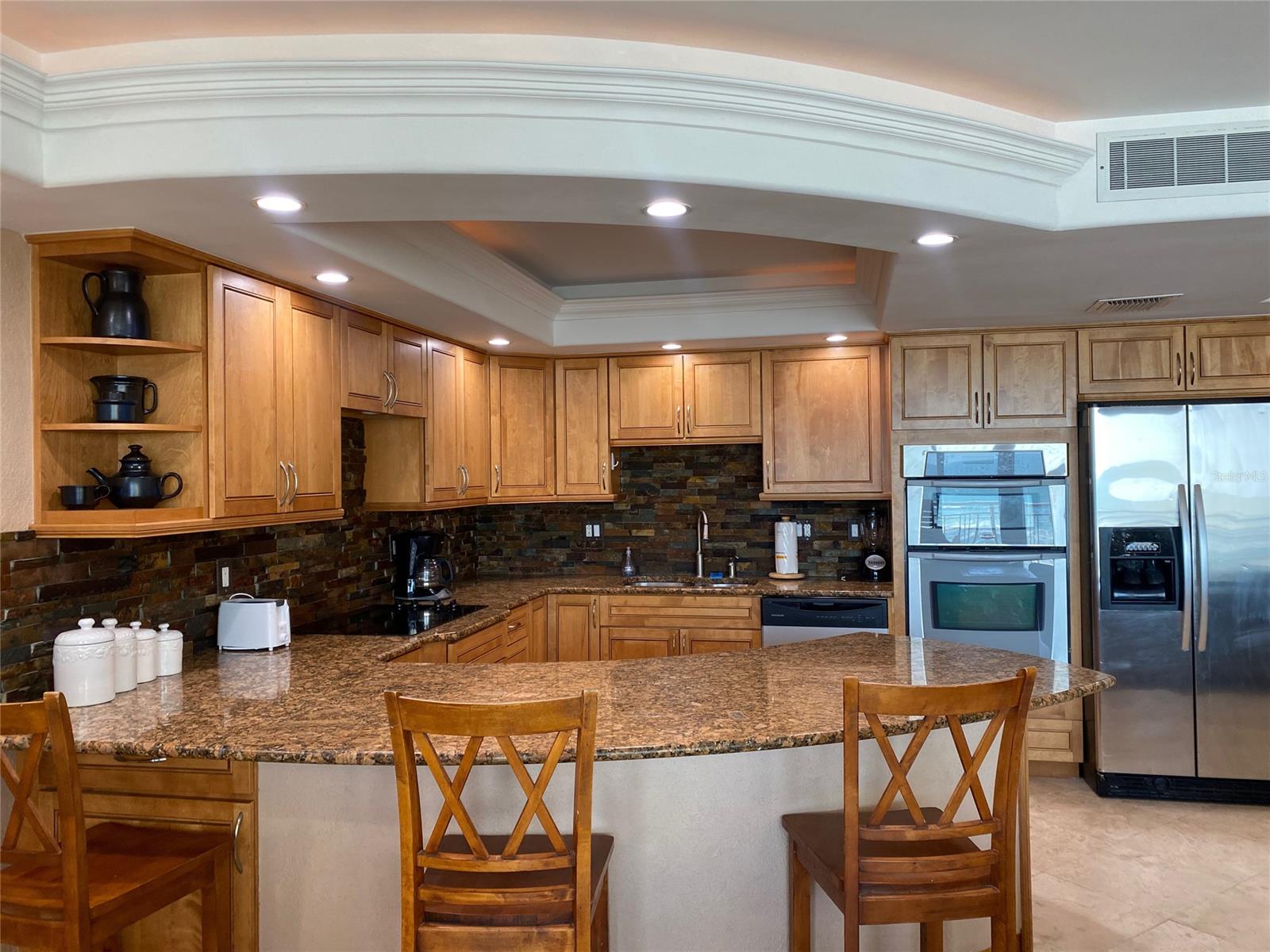 Pelican - Residential