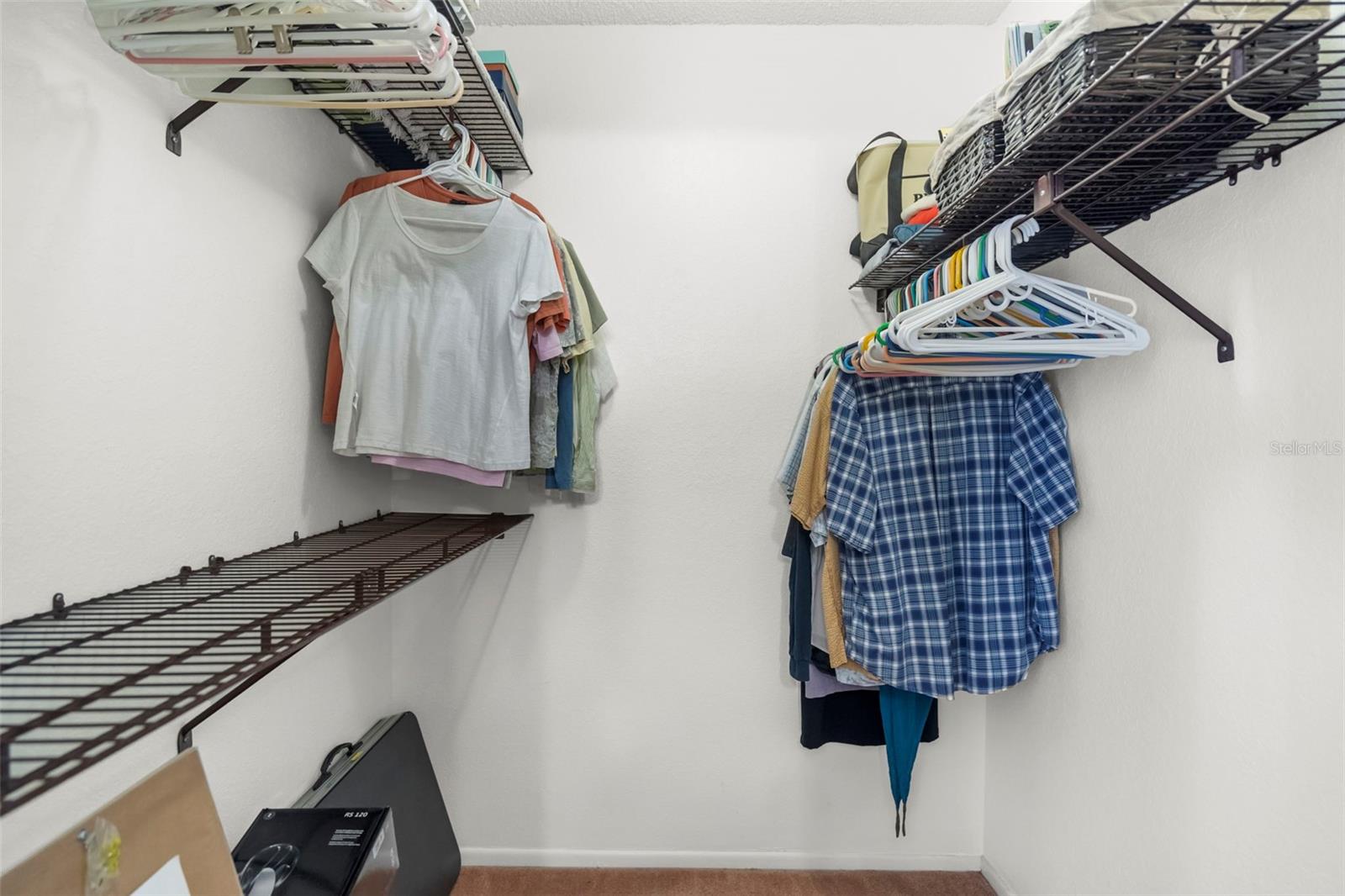 FOXWOOD - Residential