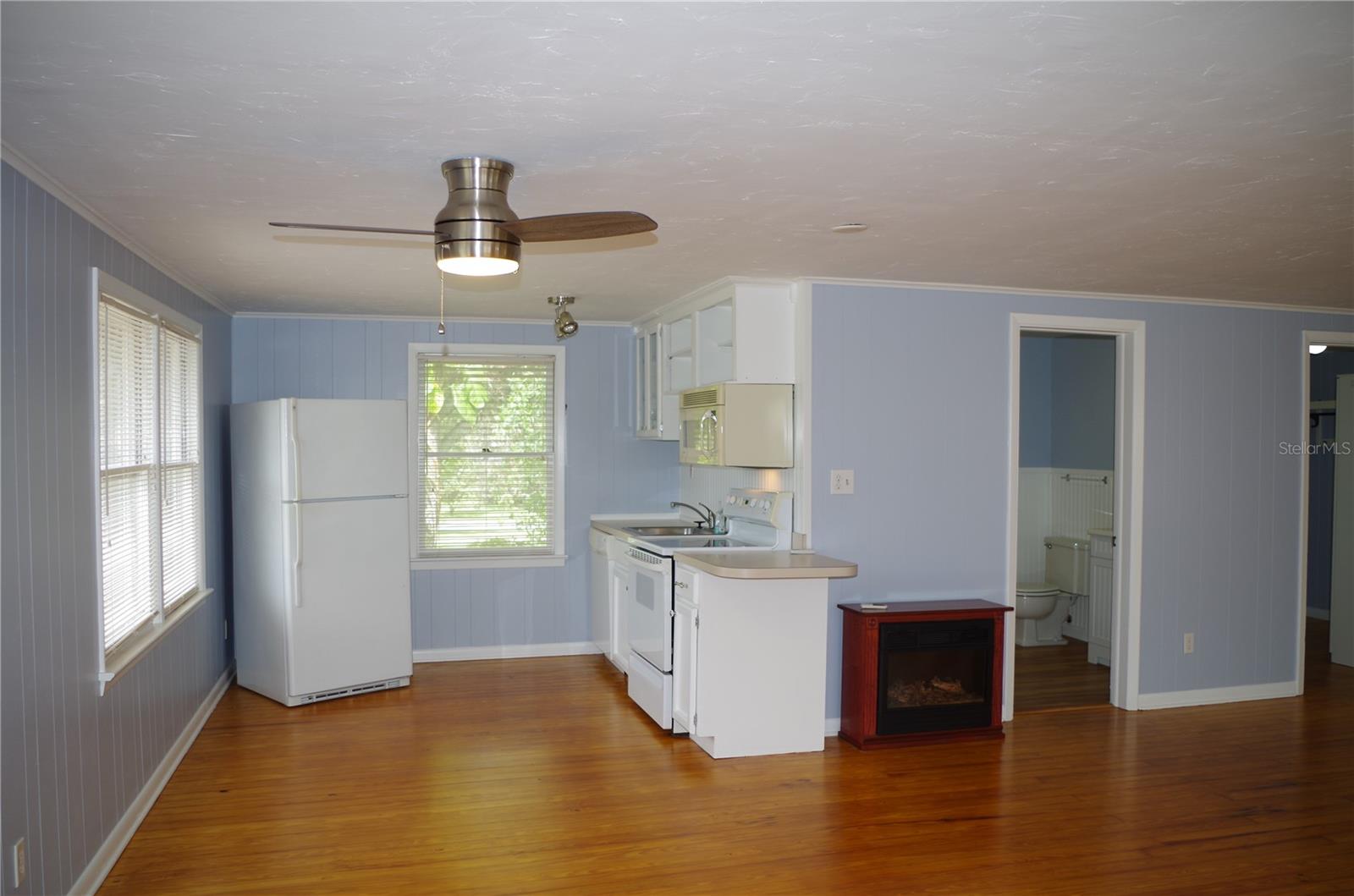SANFORD TOWN OF - Residential Lease