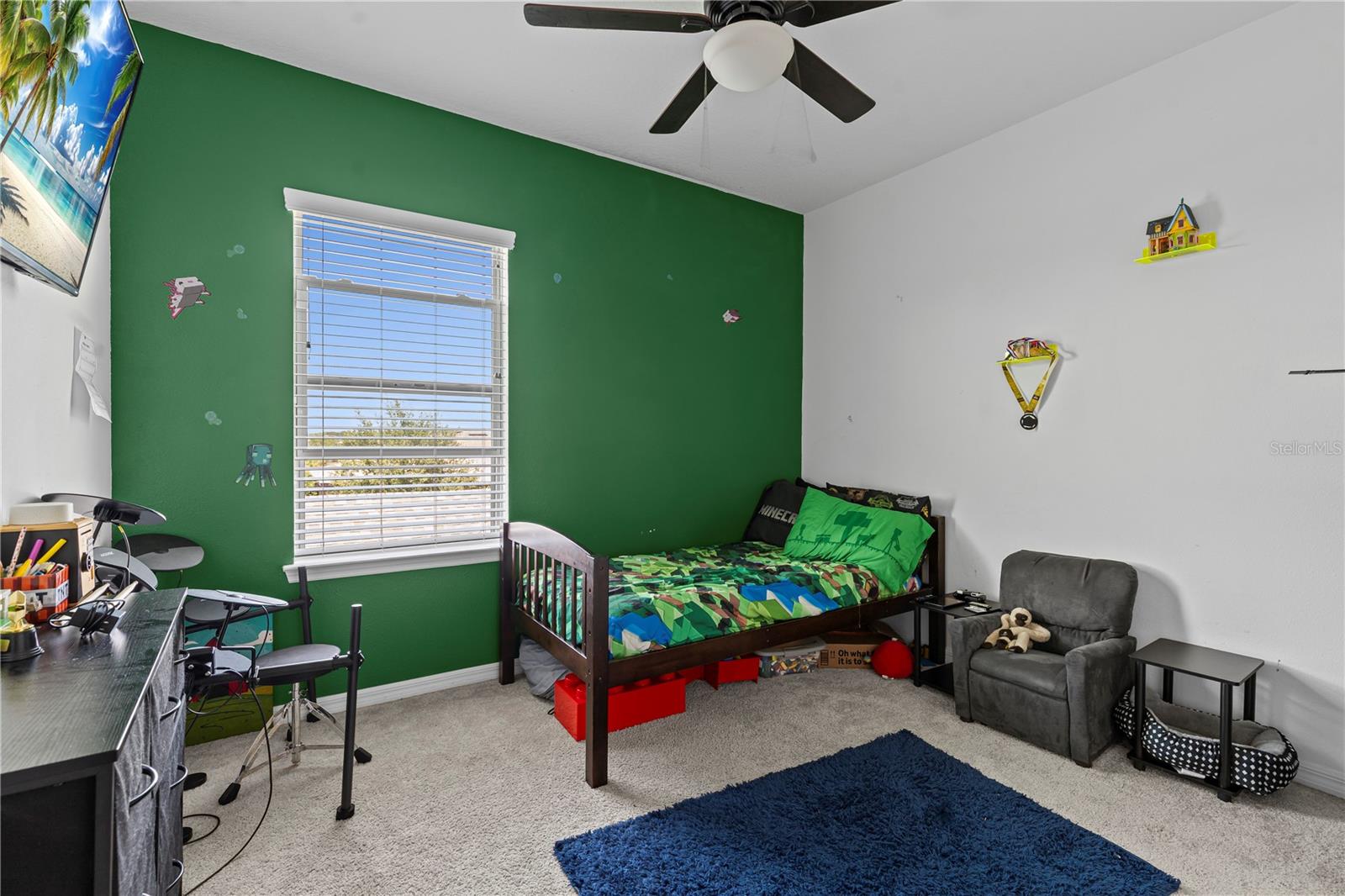 STONEWOOD ESTATES - Residential Lease