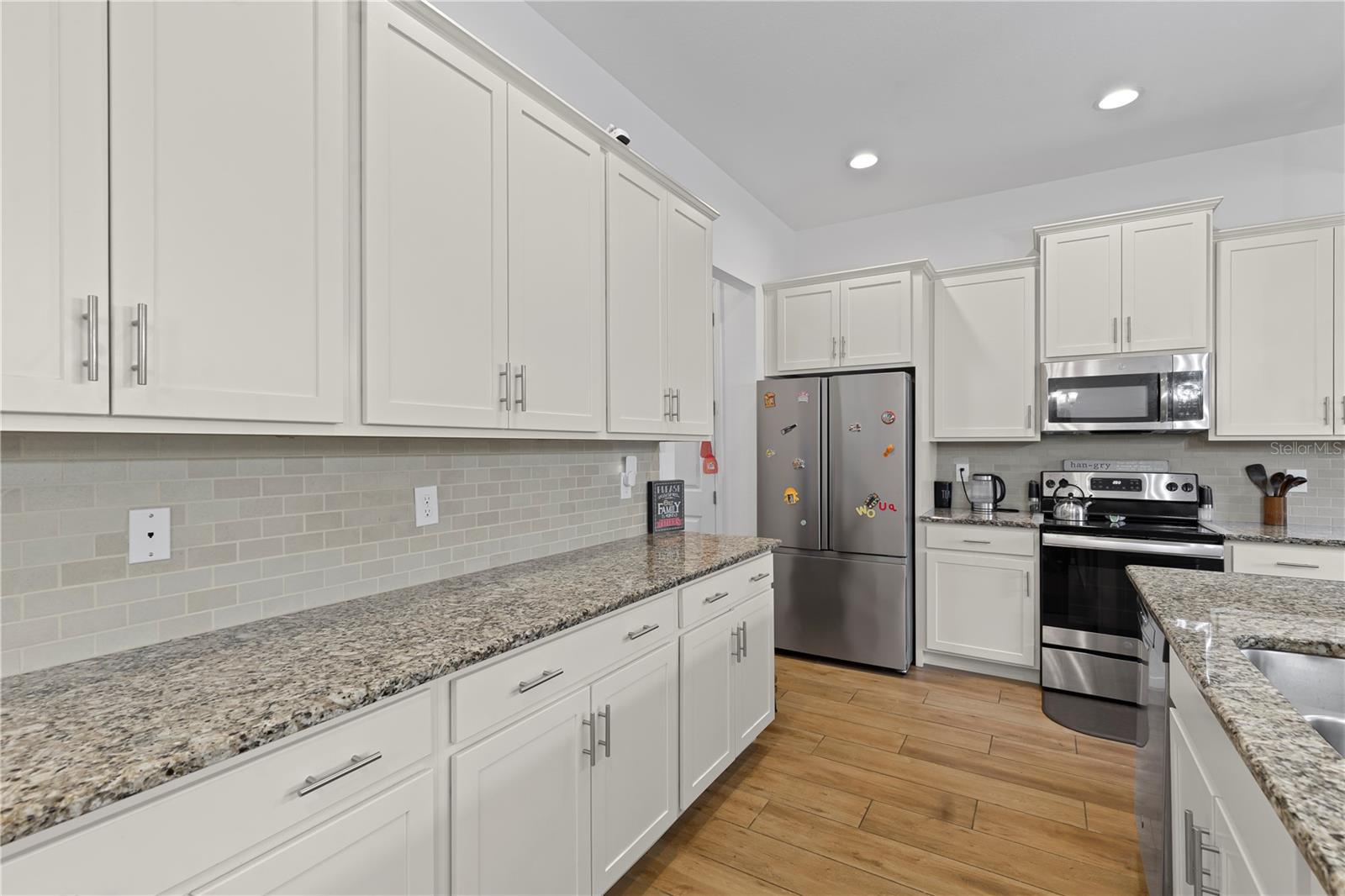 STONEWOOD ESTATES - Residential Lease