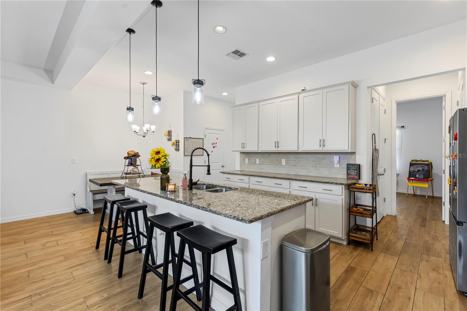 STONEWOOD ESTATES - Residential Lease