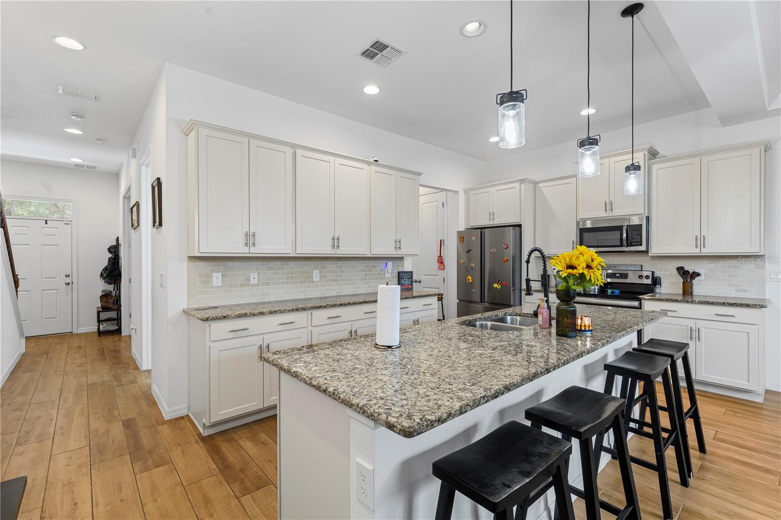 STONEWOOD ESTATES - Residential Lease