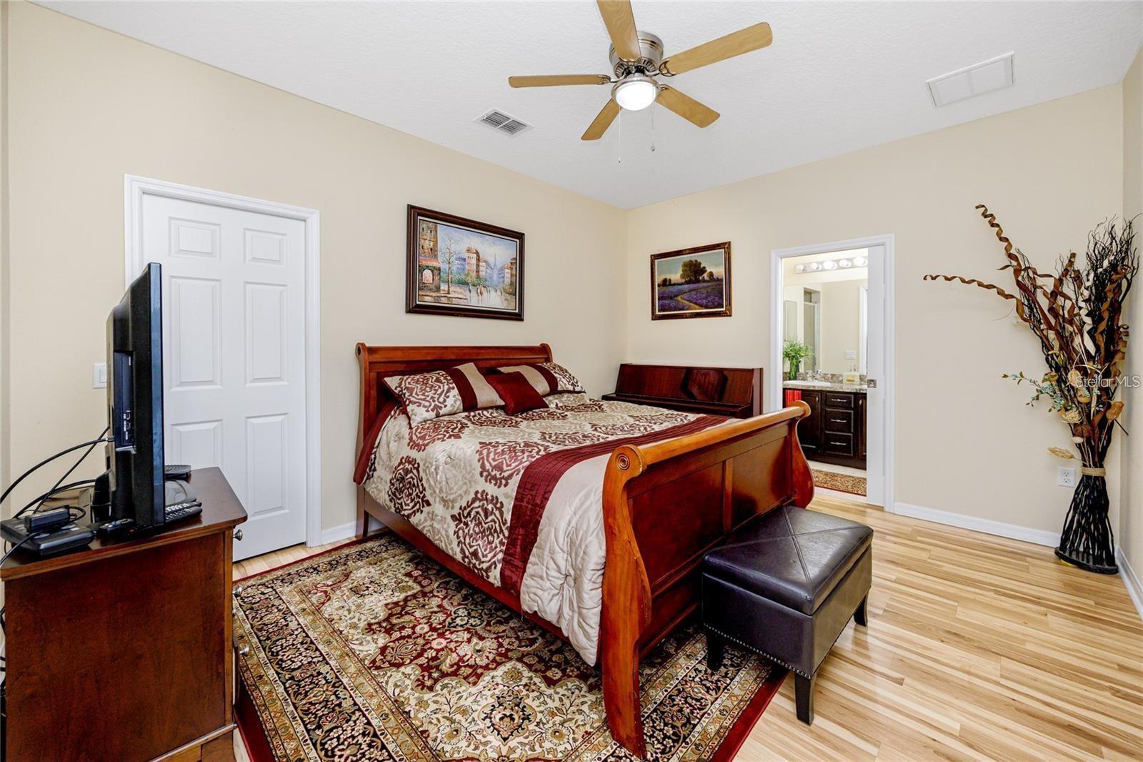 WINDSOR PLACE AT RIVER RIDGE - Residential Lease