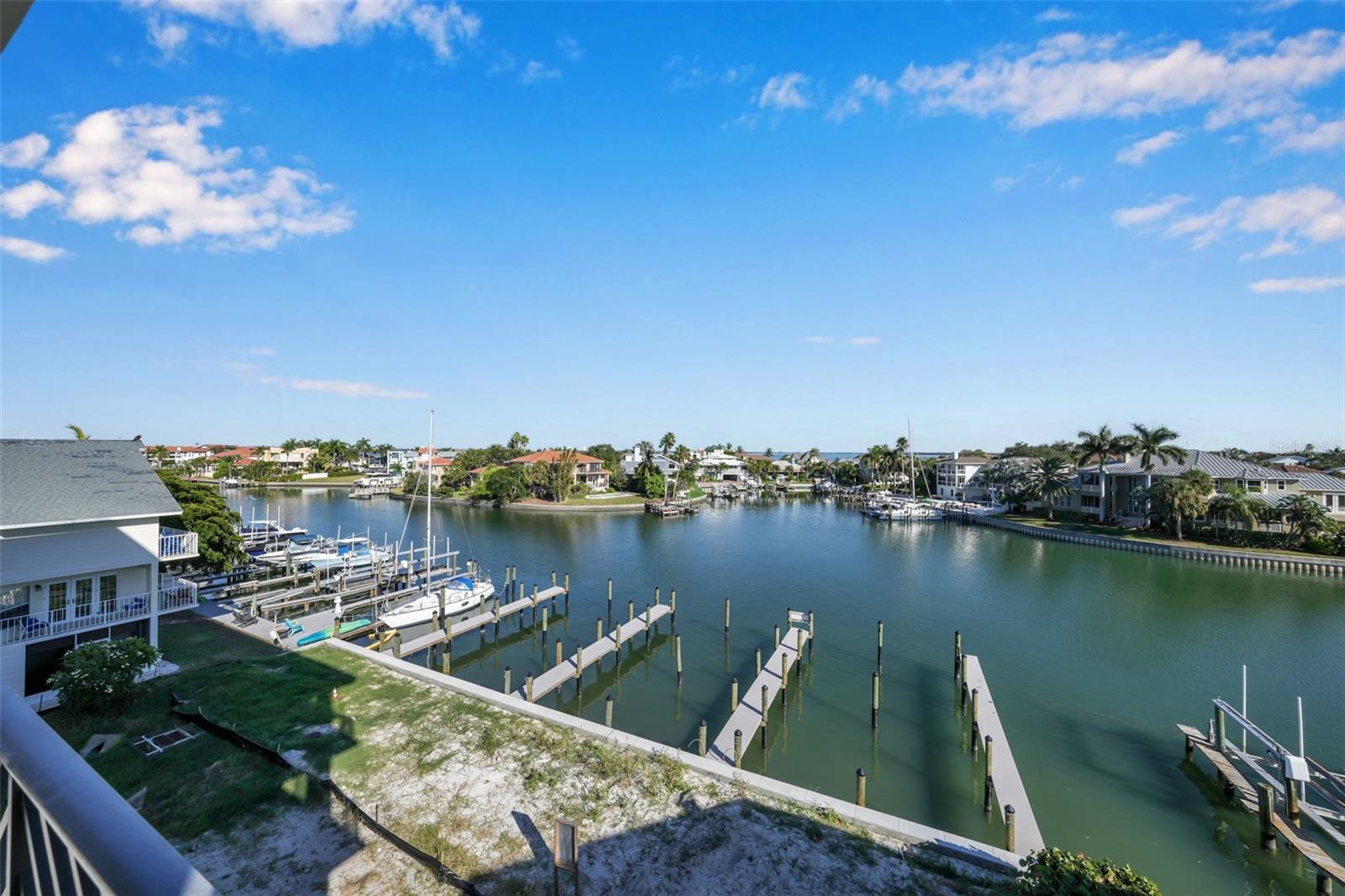 QUIET COVE CONDOMINIUM - Residential