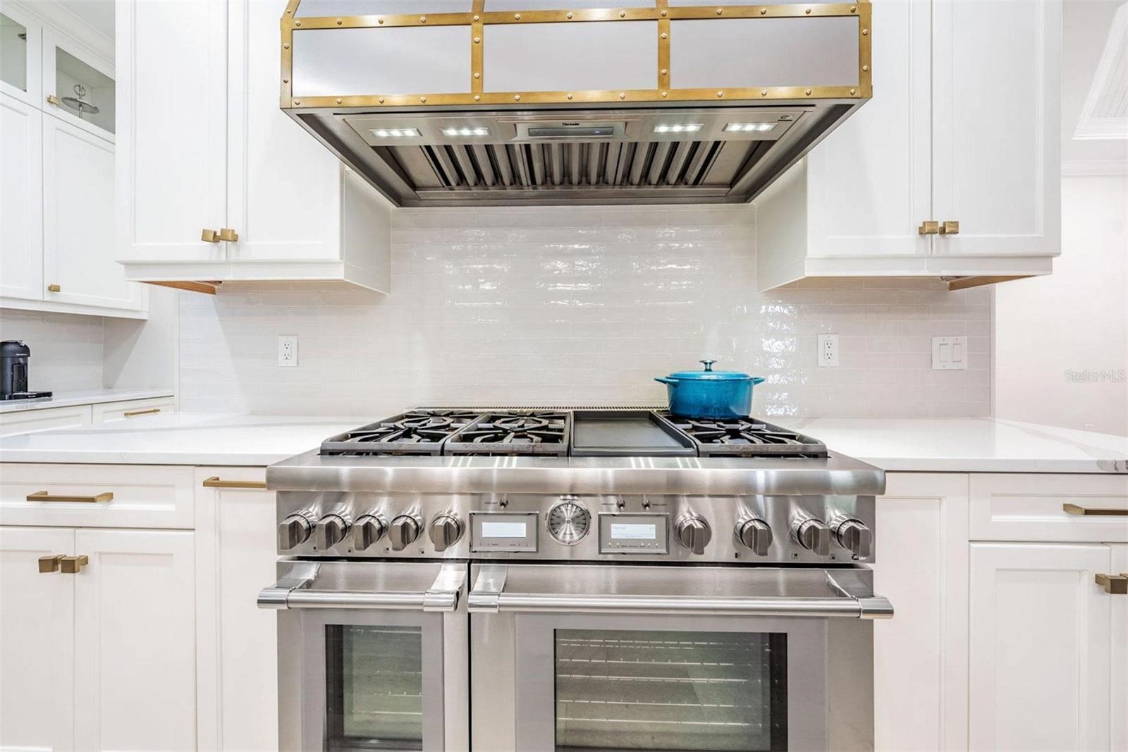 AZALEA TERRACE - Residential