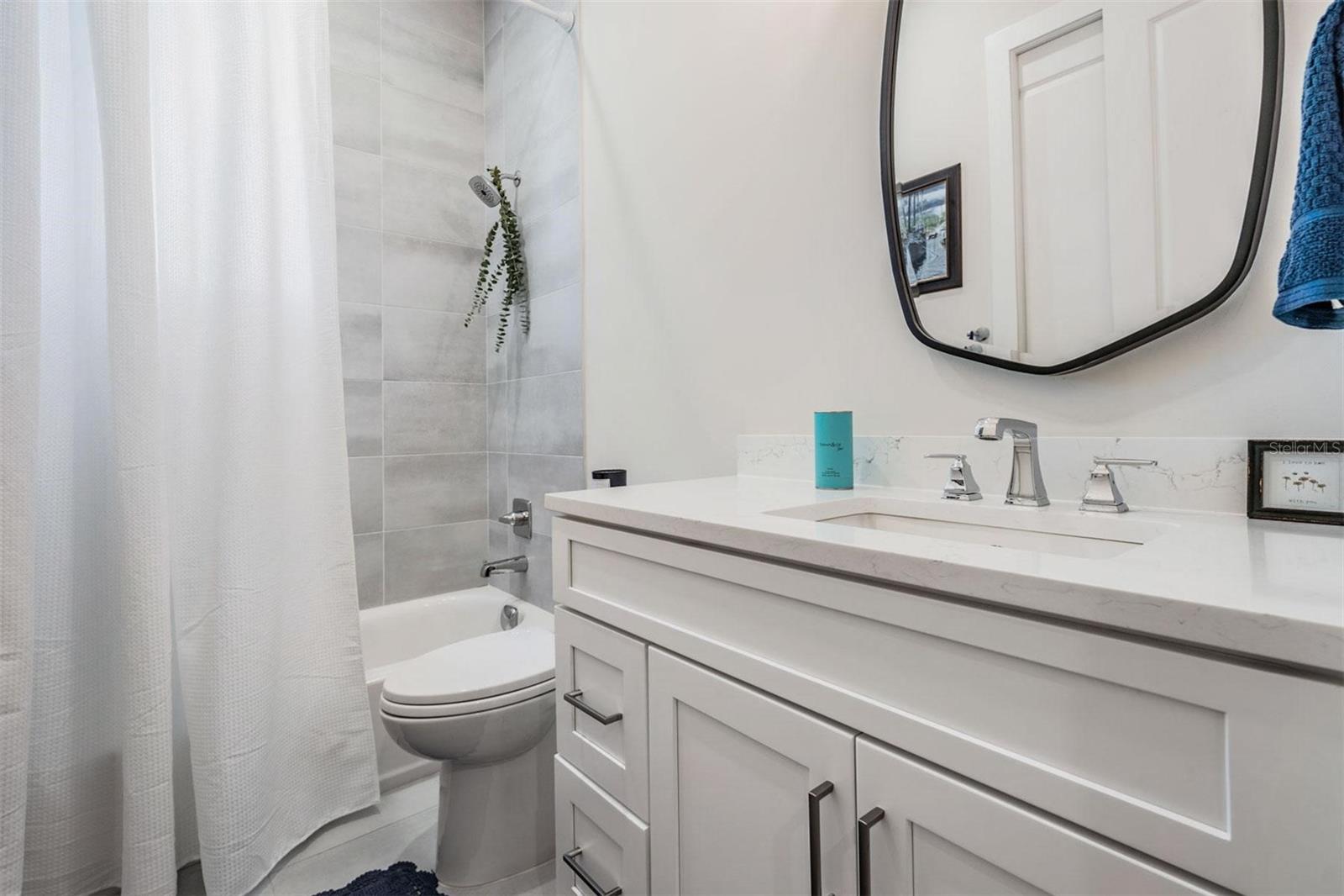 AZALEA TERRACE - Residential