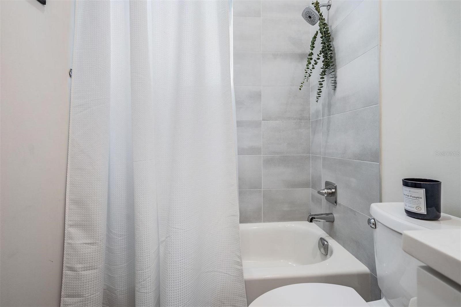 AZALEA TERRACE - Residential