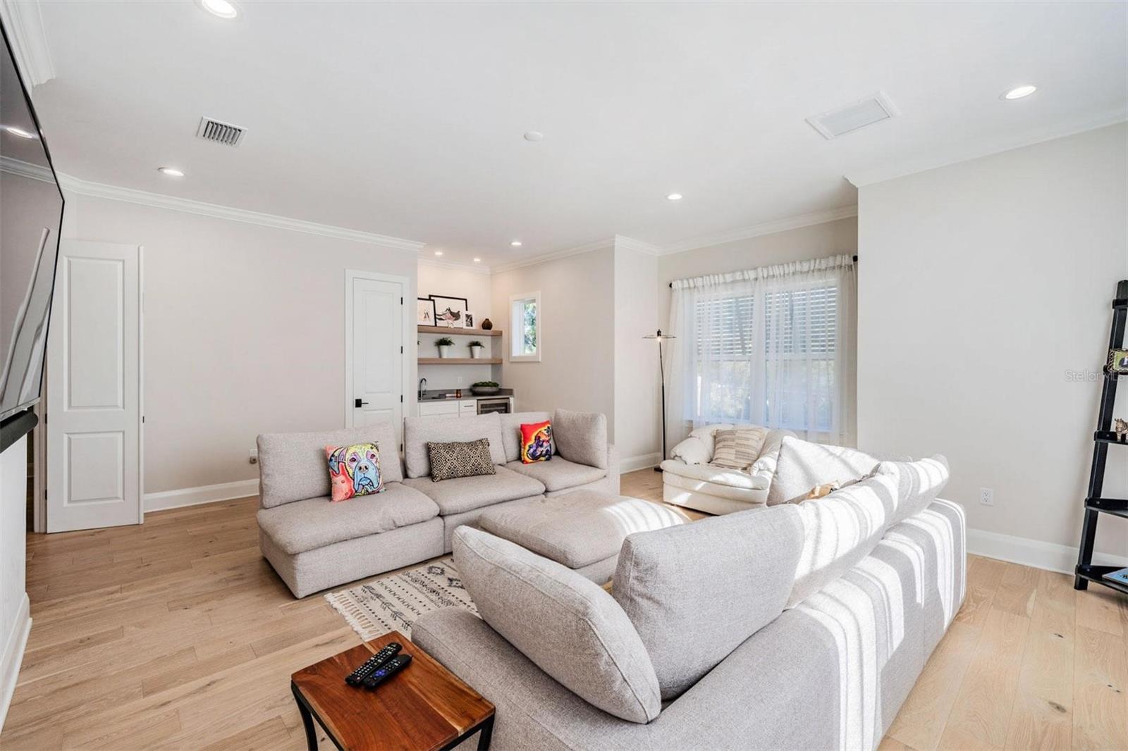 AZALEA TERRACE - Residential