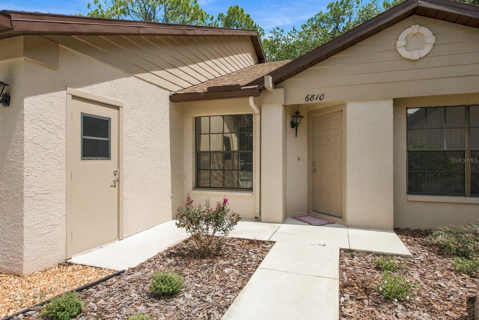 6810 PLUMLEAF COURT