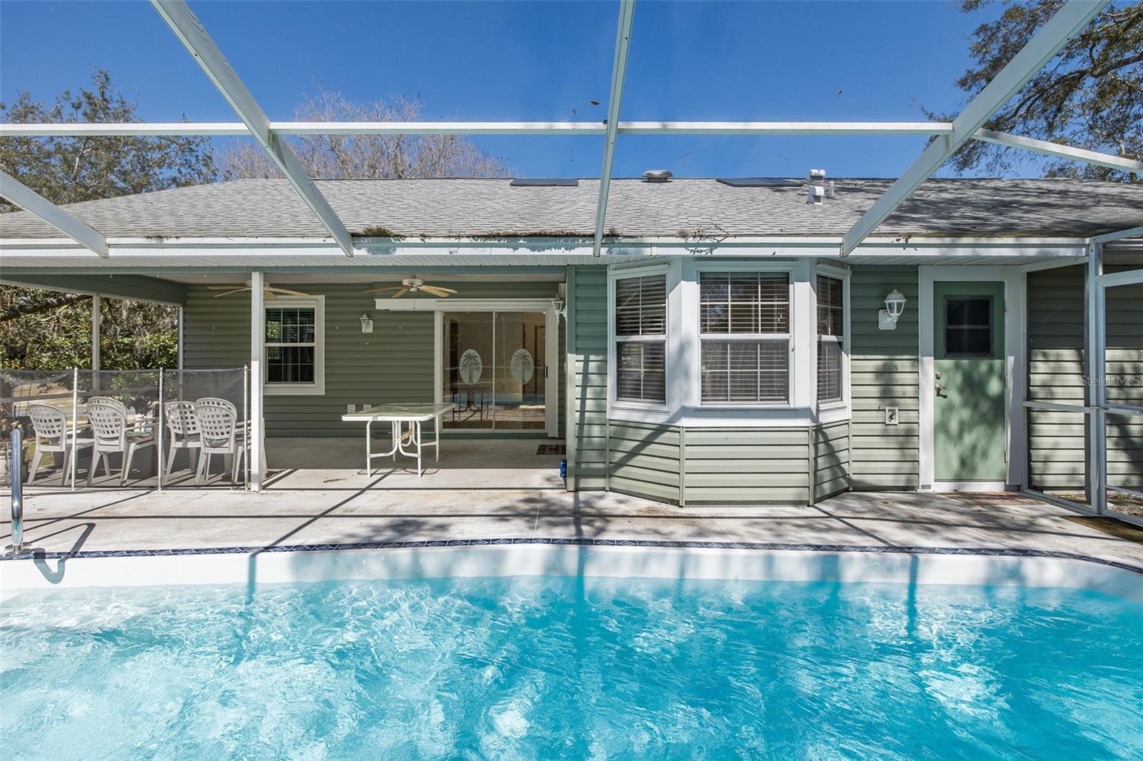 OAKRIDGE ESTATES - Residential