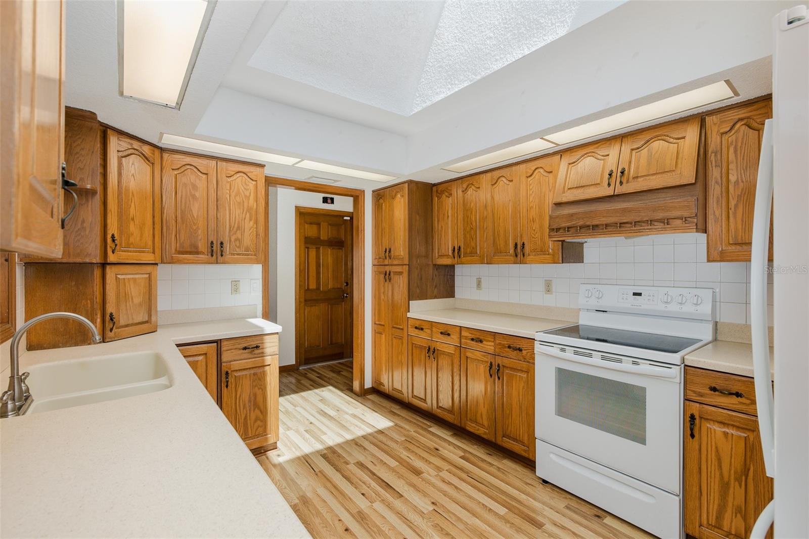 OAKRIDGE ESTATES - Residential