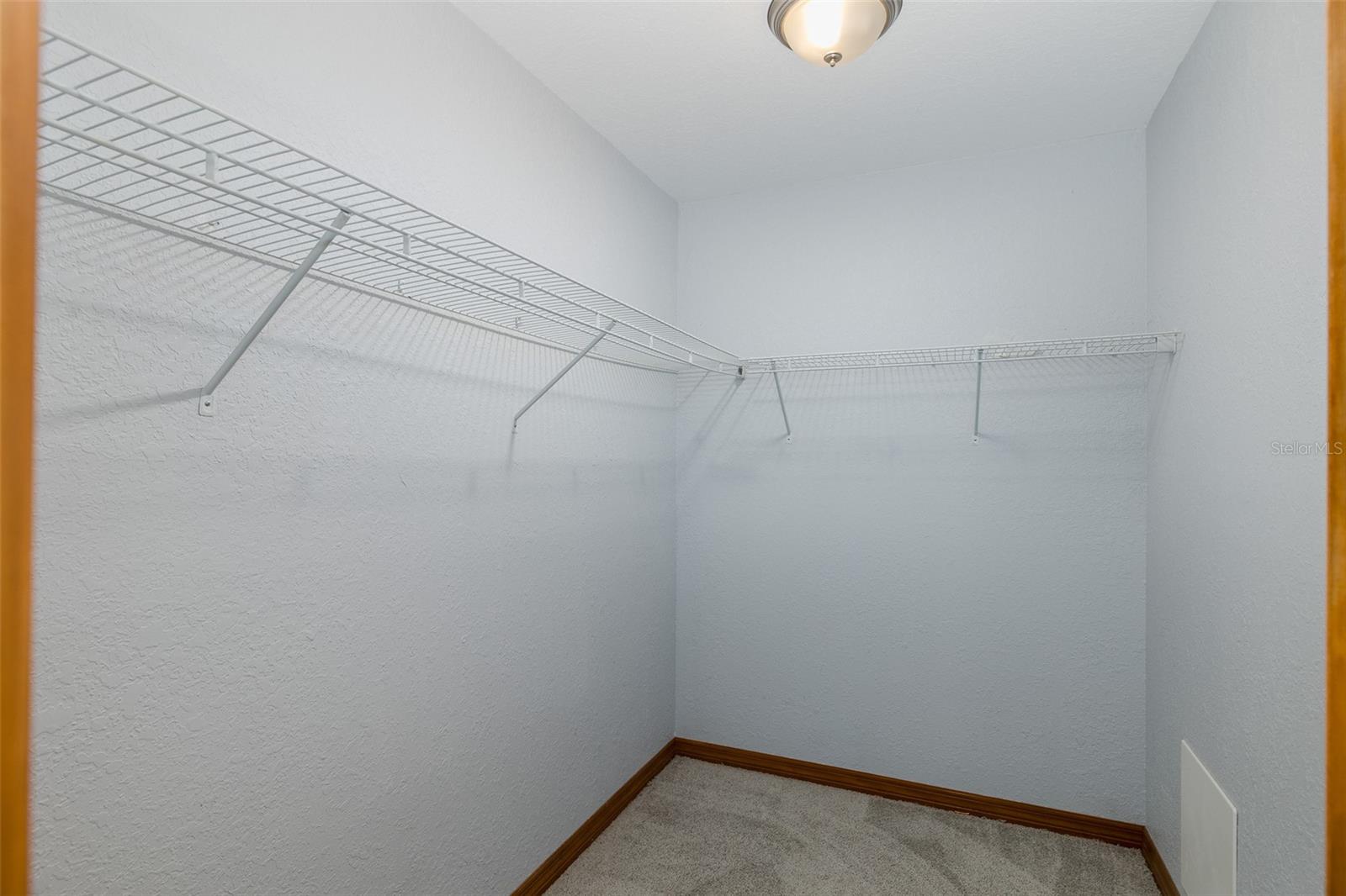 OAKRIDGE ESTATES - Residential