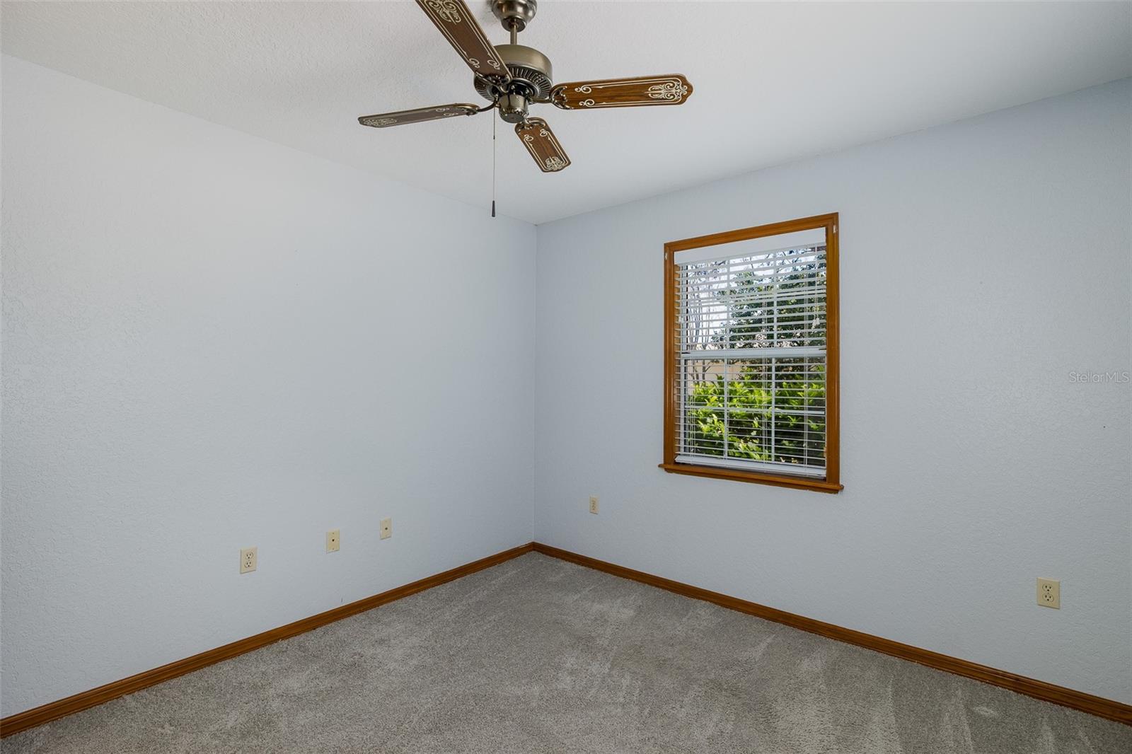 OAKRIDGE ESTATES - Residential