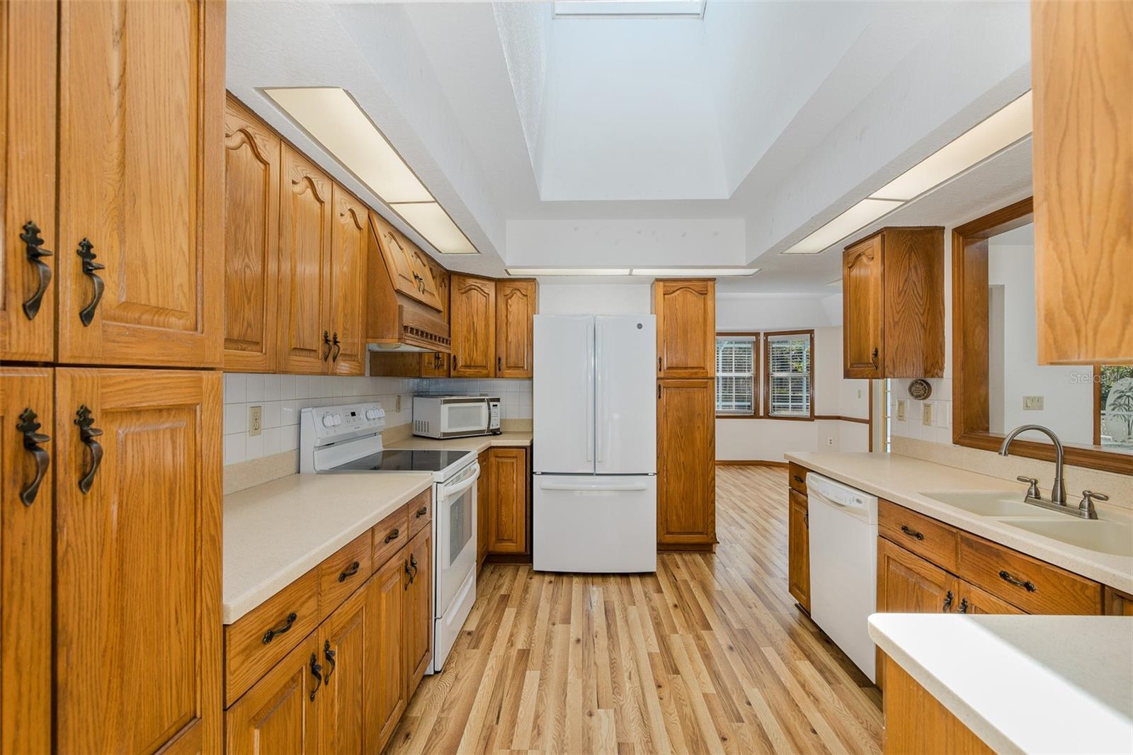 OAKRIDGE ESTATES - Residential