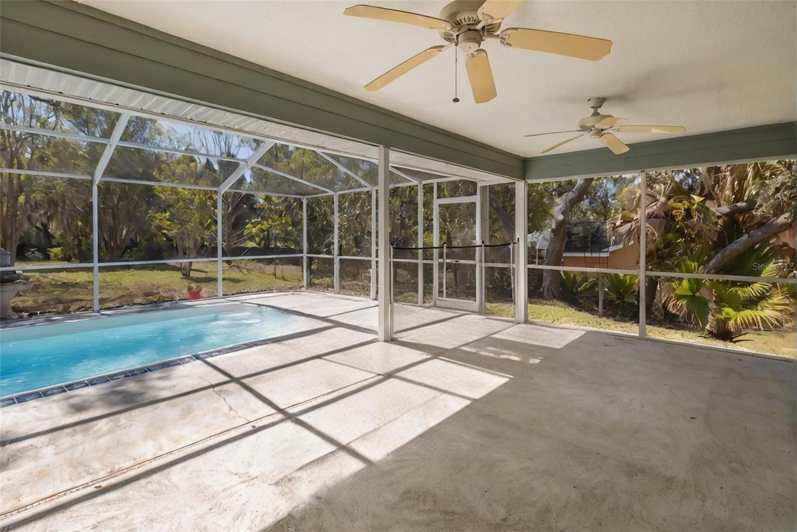 OAKRIDGE ESTATES - Residential