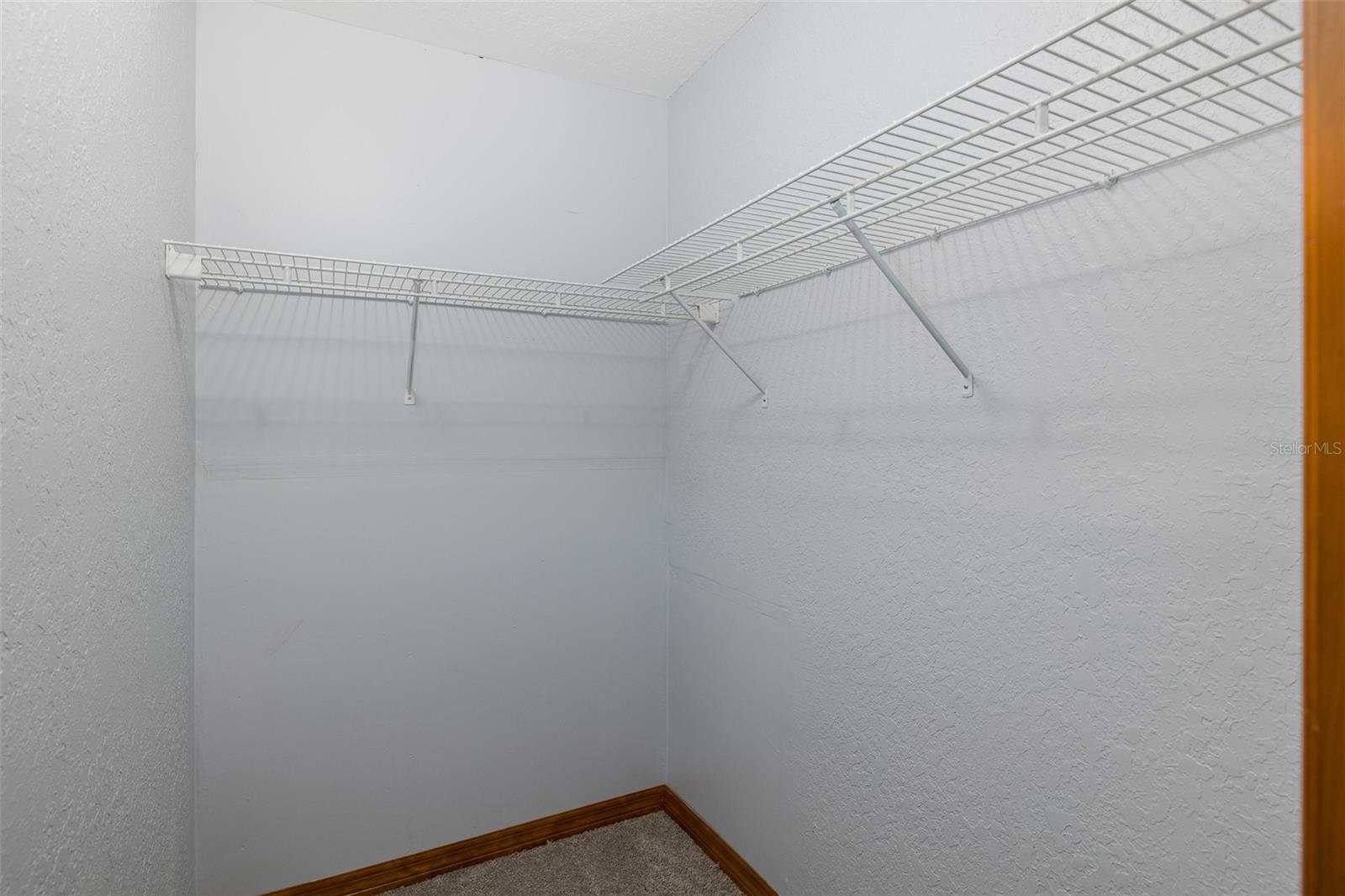 OAKRIDGE ESTATES - Residential