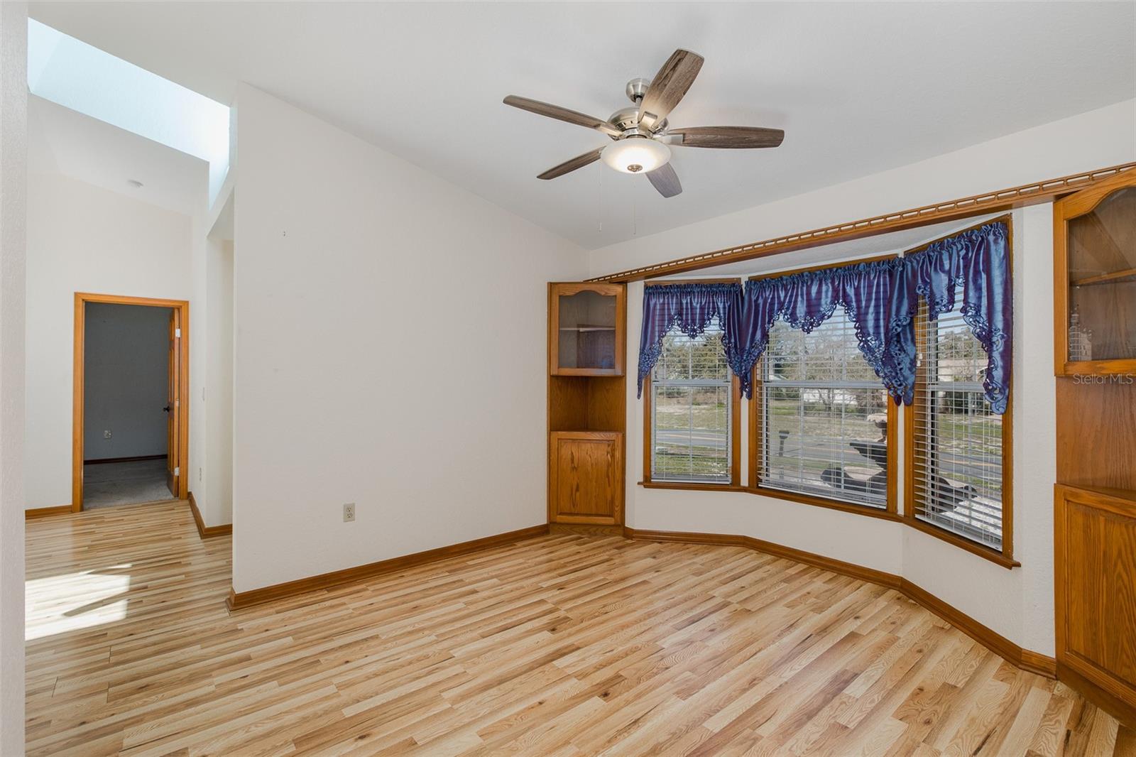 OAKRIDGE ESTATES - Residential