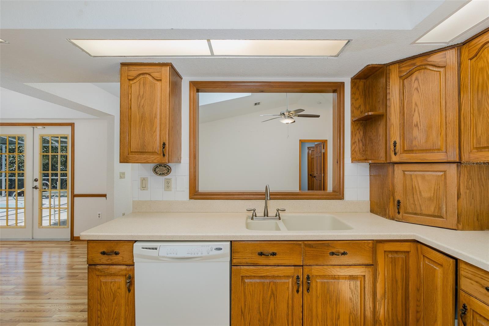 OAKRIDGE ESTATES - Residential