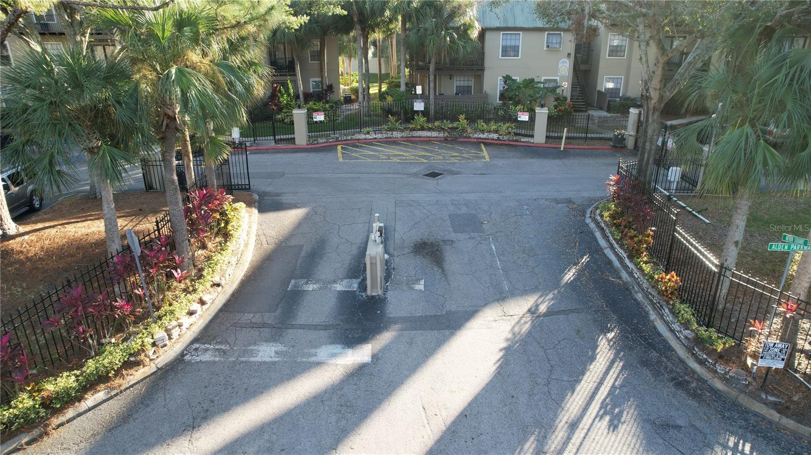 OASIS AT PEARL LAKE A CONDO - Residential Lease