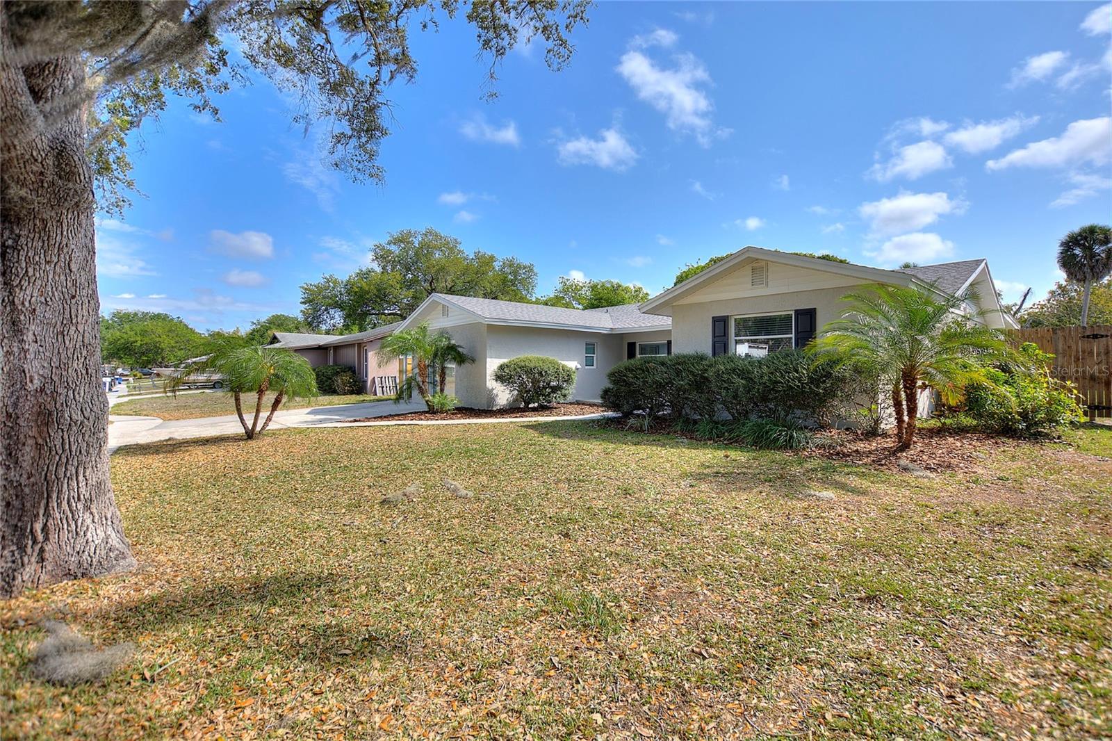 RIDGEWOOD ESTATES 17 ADD - Residential