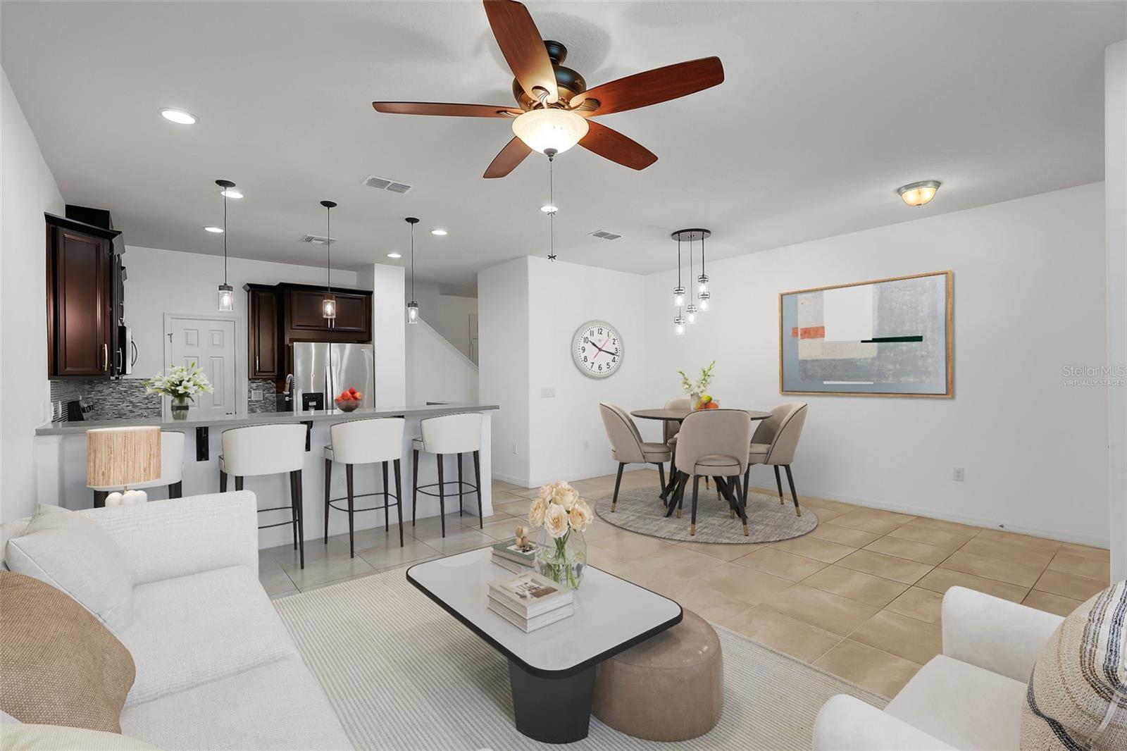 2638 GIARDINO LOOP
