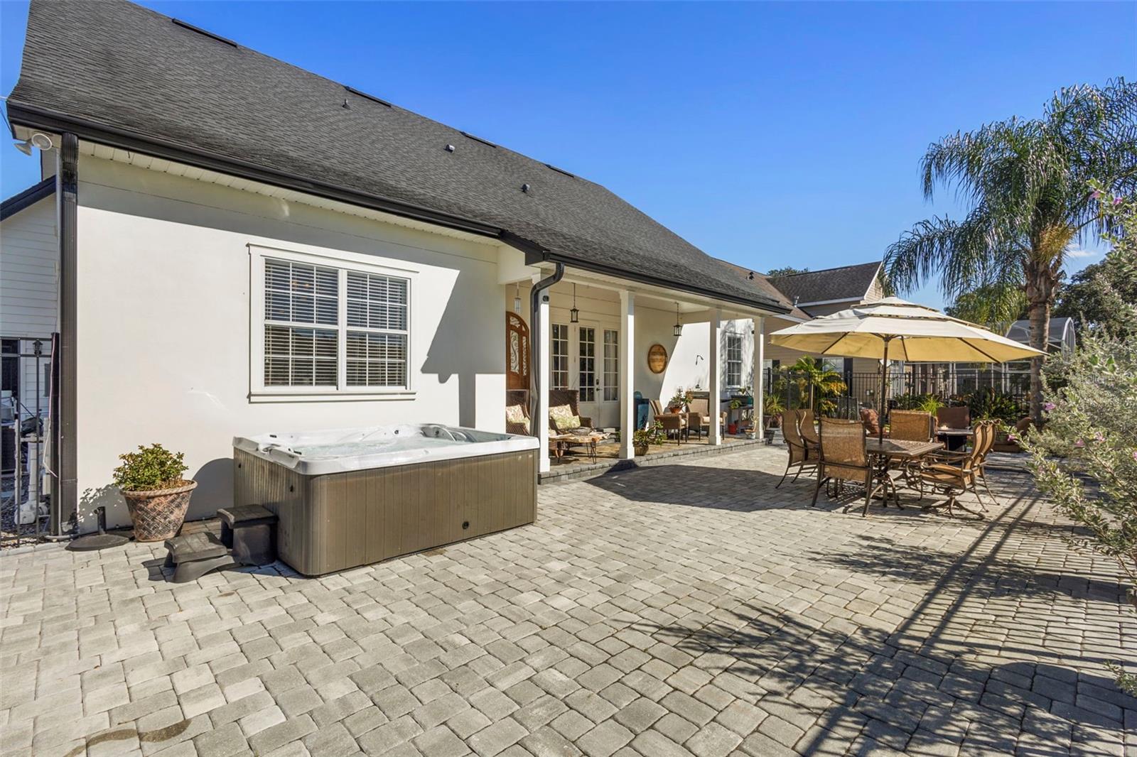 HAMMOCK POINTE - Residential