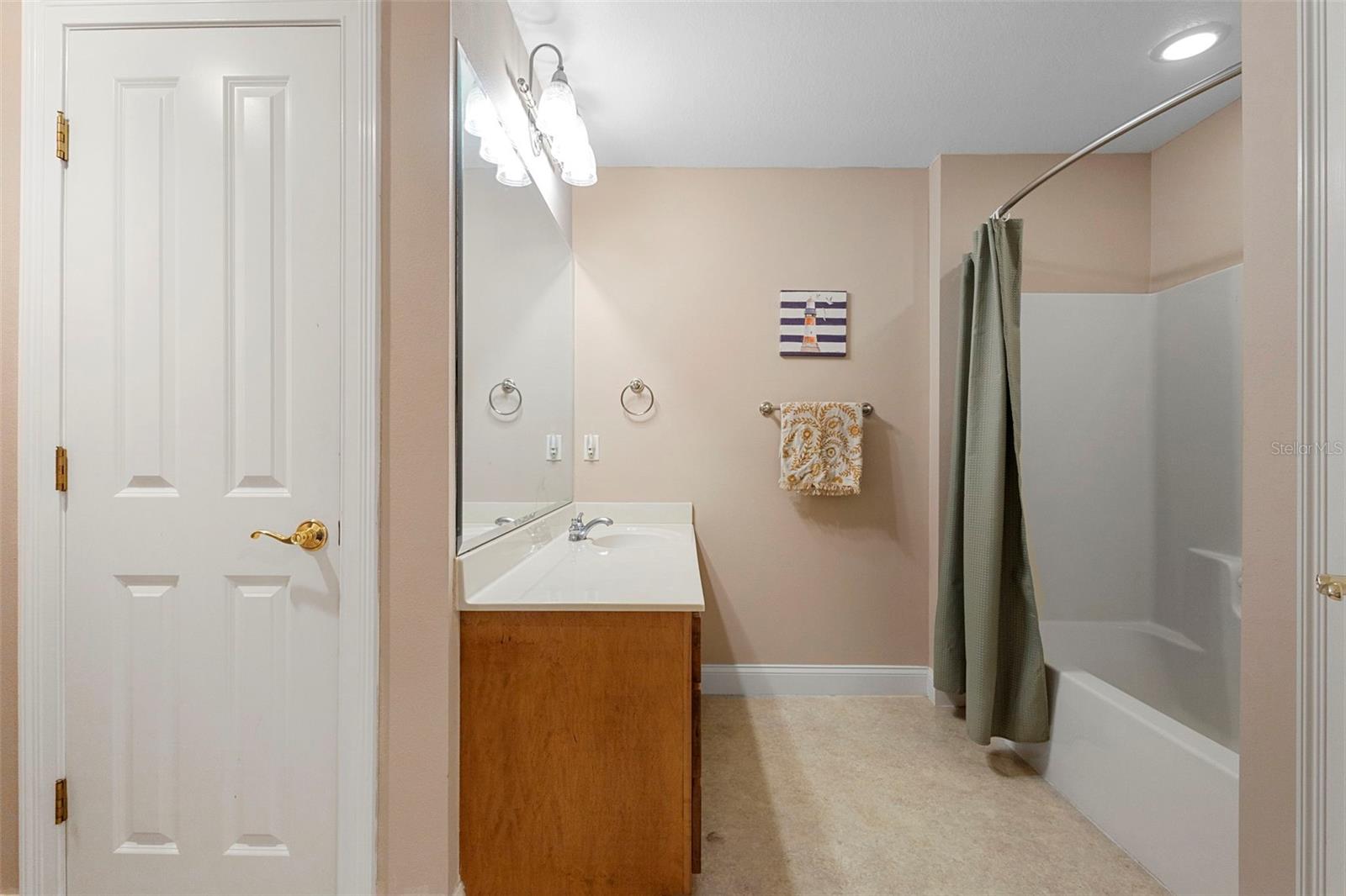 HAMMOCK POINTE - Residential