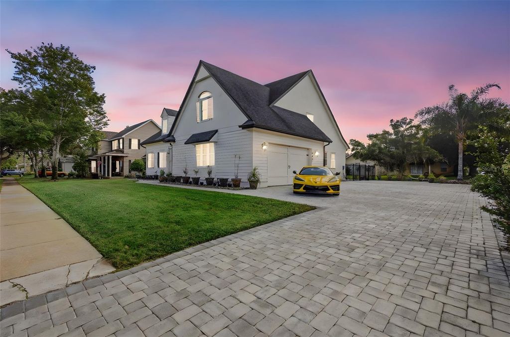 Photo of 5210 Hammock Circle, Saint Cloud, FL 34771 (MLS # S5137000)