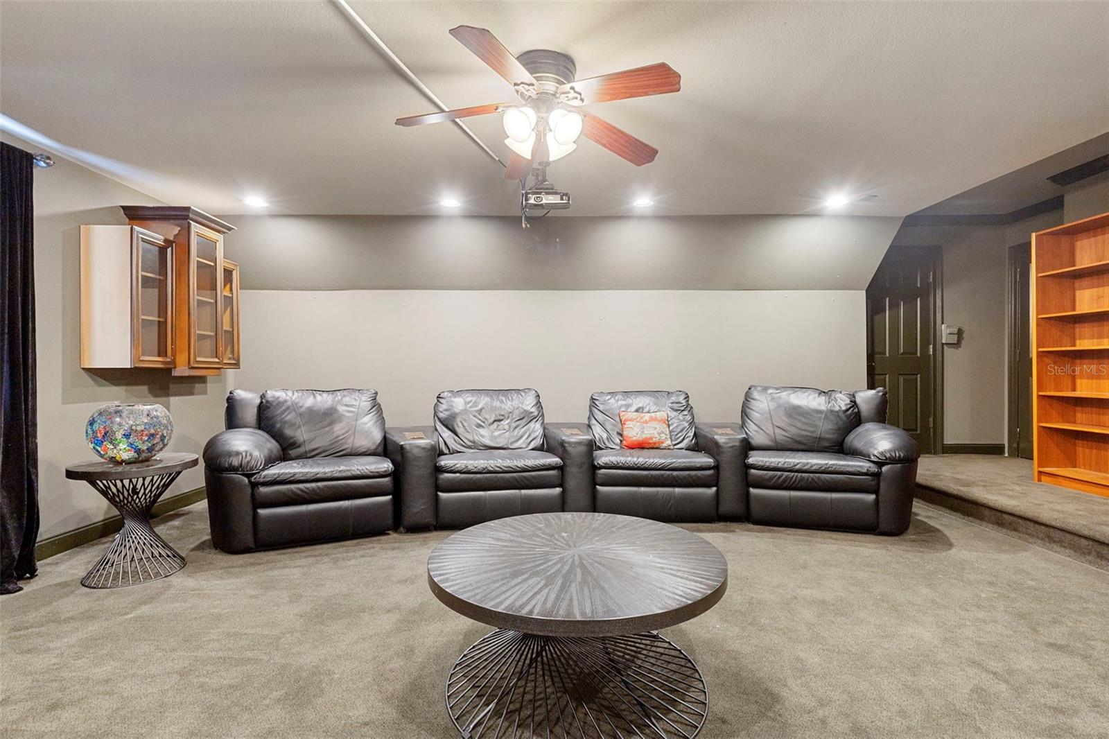 HAMMOCK POINTE - Residential