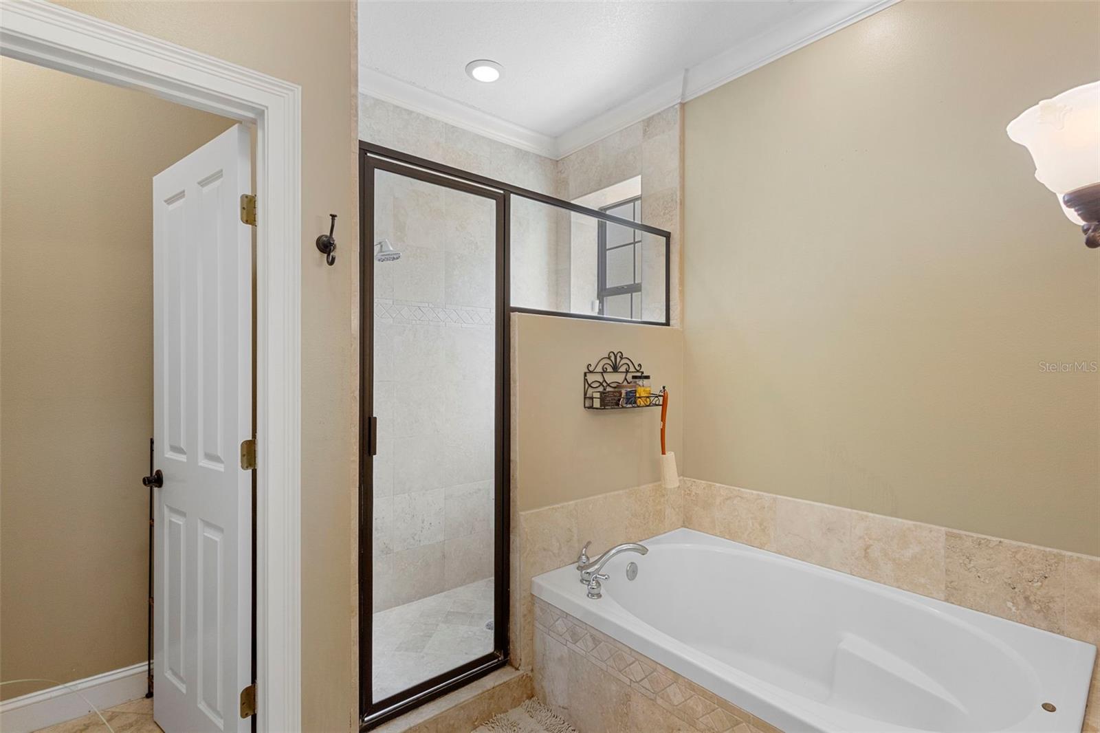 HAMMOCK POINTE - Residential