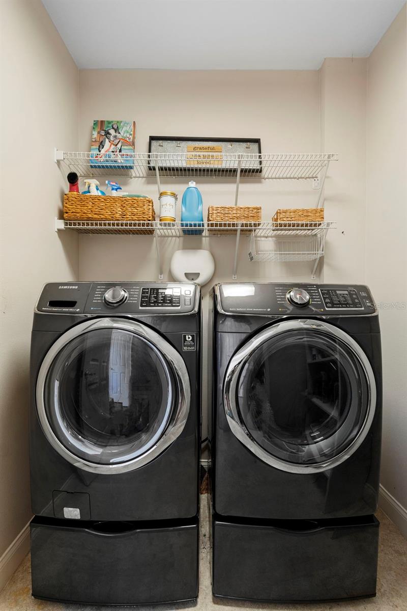 HAMMOCK POINTE - Residential