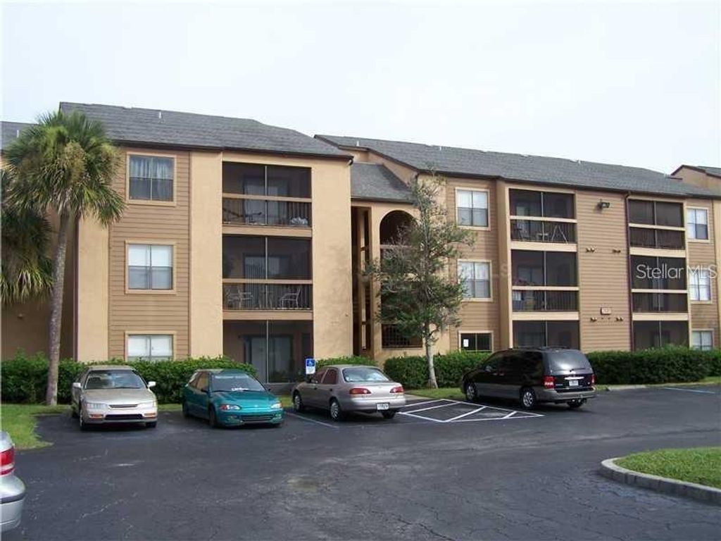 Photo of 2231 Cascades Boulevard #204, Kissimmee, FL 34741 (MLS # S5150131)