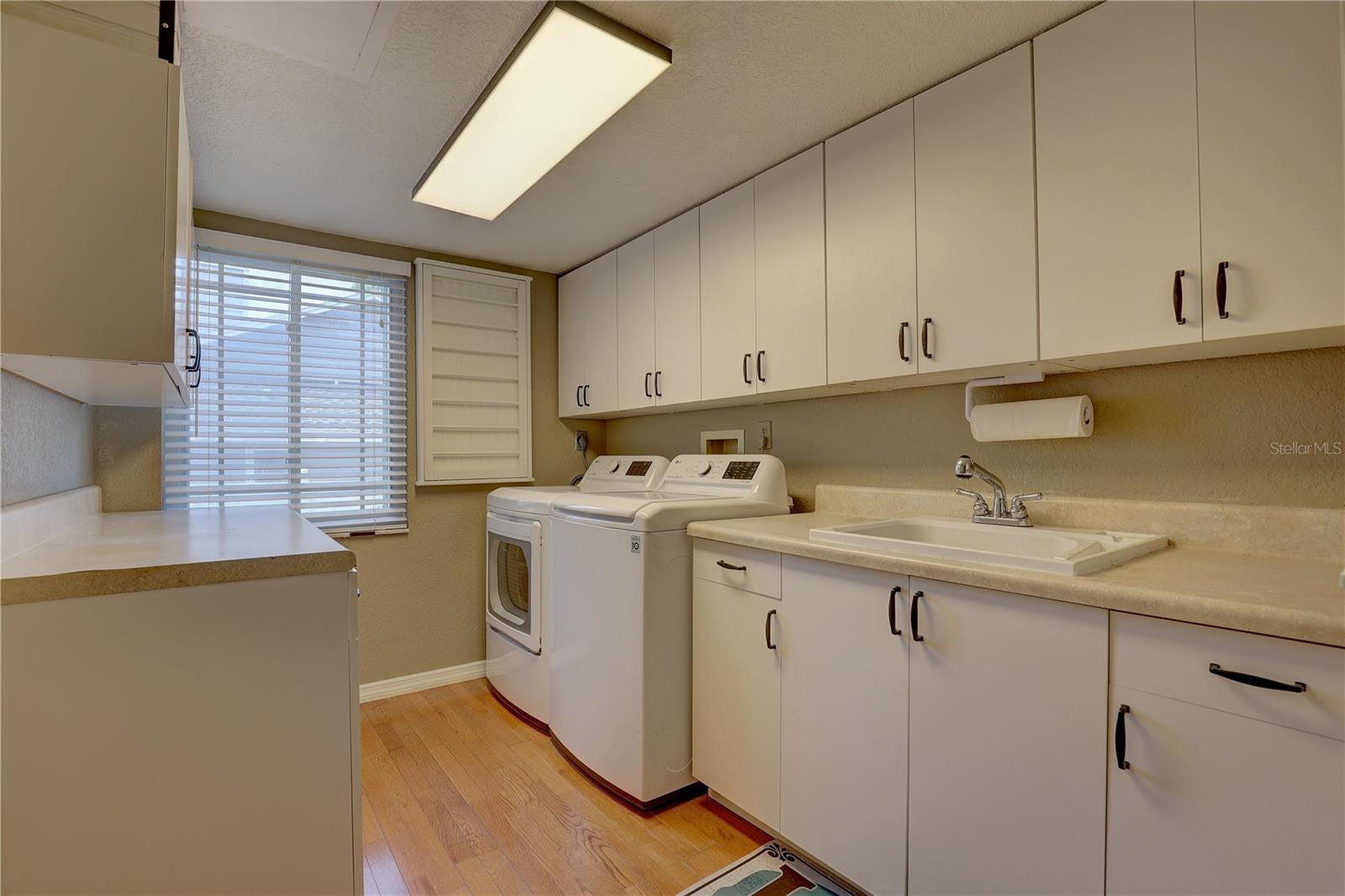 DREW OAKS ESTATES - Residential