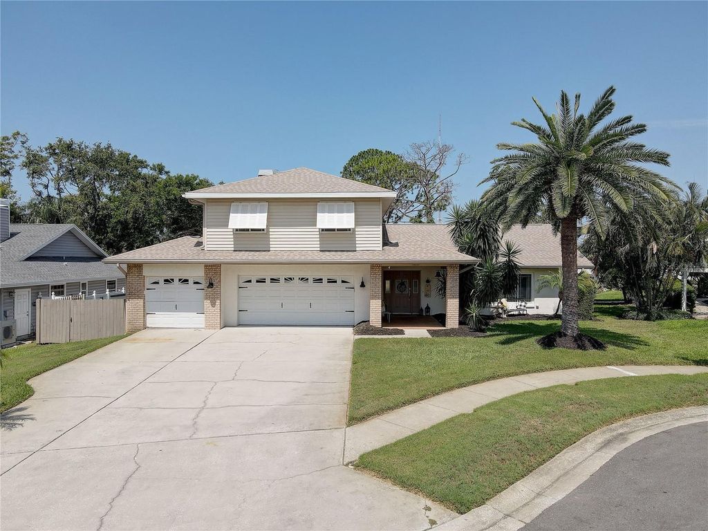 Photo of 7600 Drew Oak Drive, Seminole, FL 33772 (MLS # TB8388381)