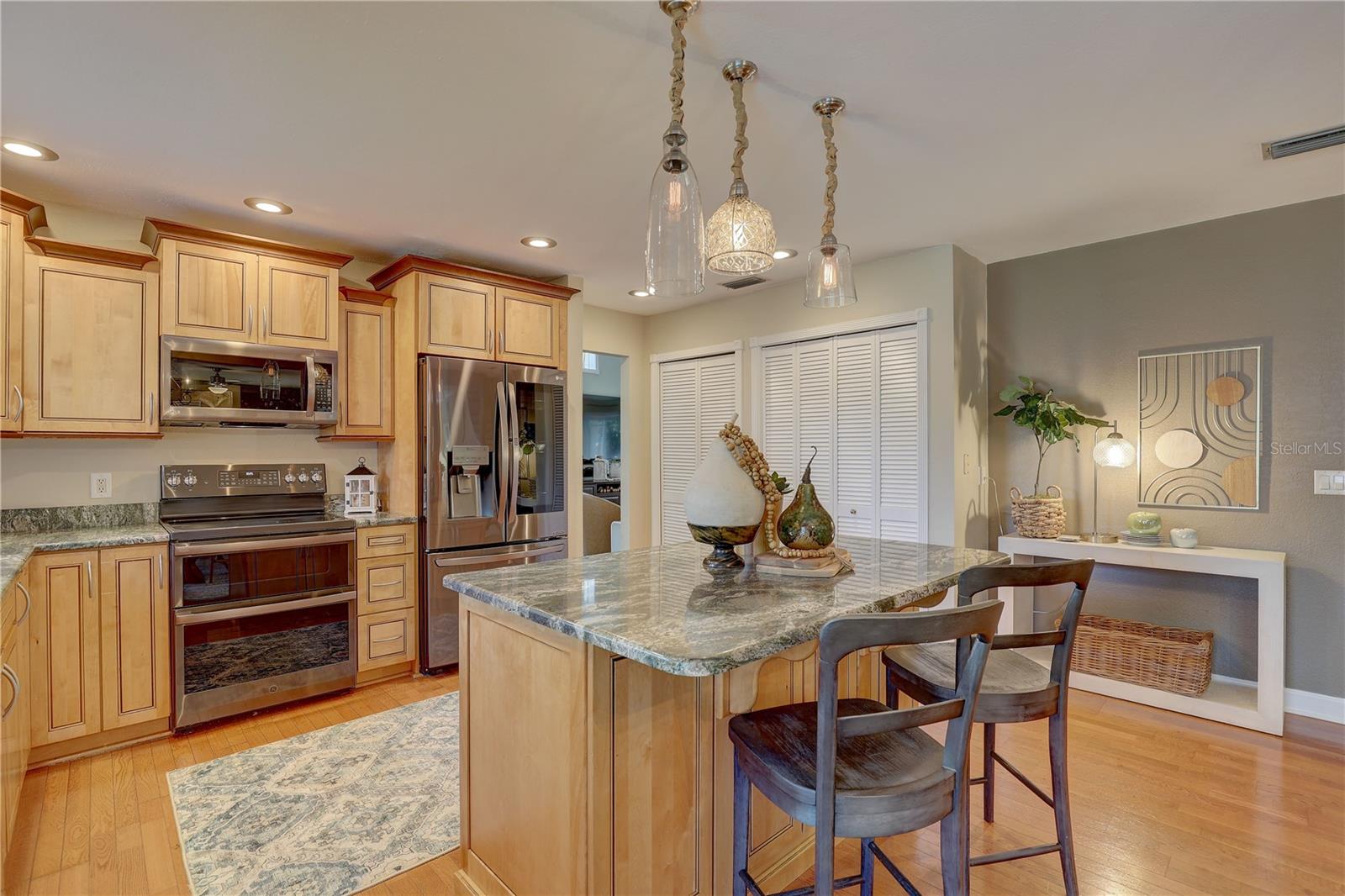 DREW OAKS ESTATES - Residential