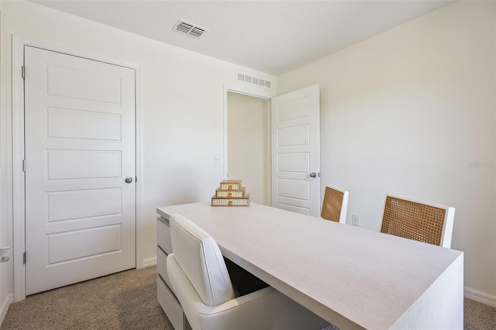 HAMILTON BLUFF - Residential